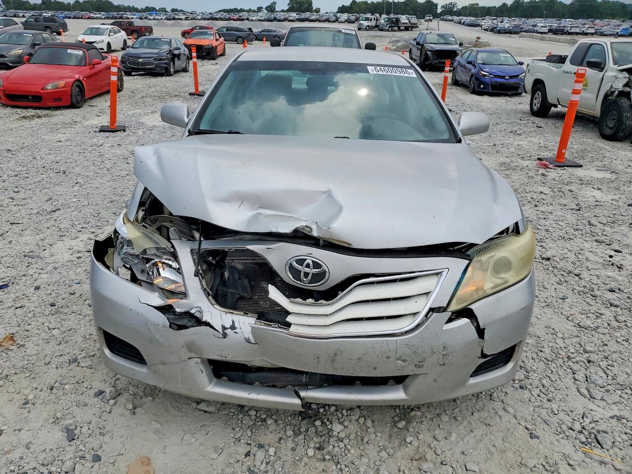 2011 Toyota Camry Le Silver vin: 4T1BF3EK6BU710207