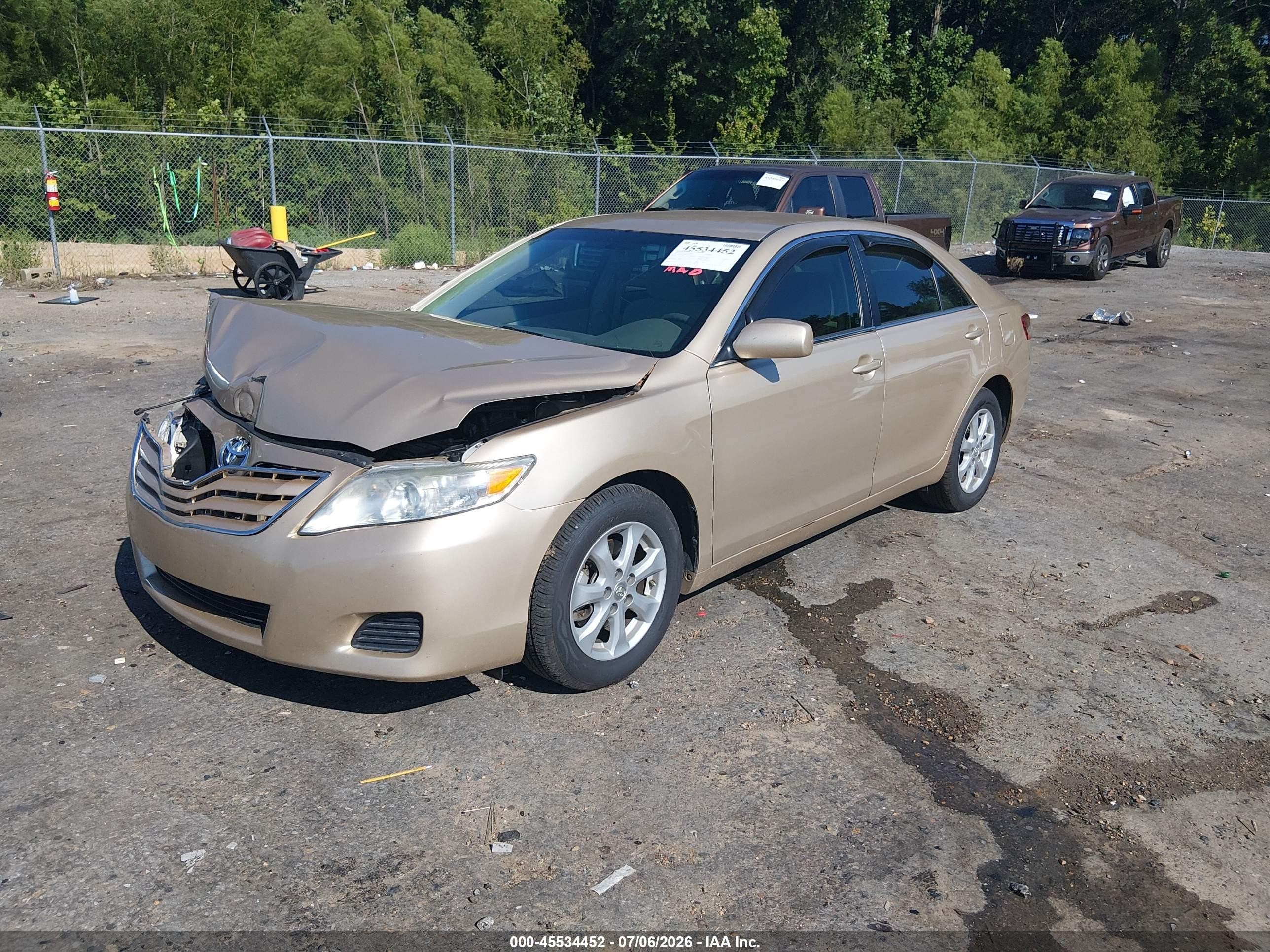 2011 Toyota Camry Le Beige vin: 4T1BF3EK6BU712913