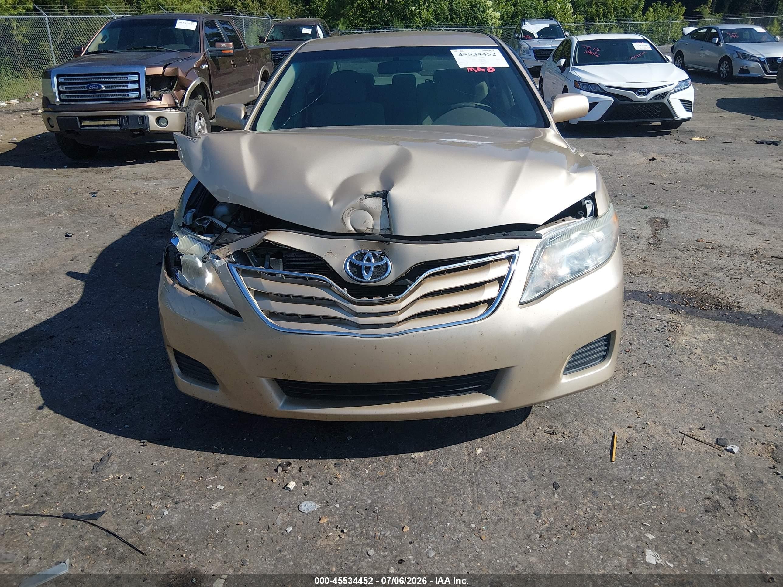 2011 Toyota Camry Le Beige vin: 4T1BF3EK6BU712913