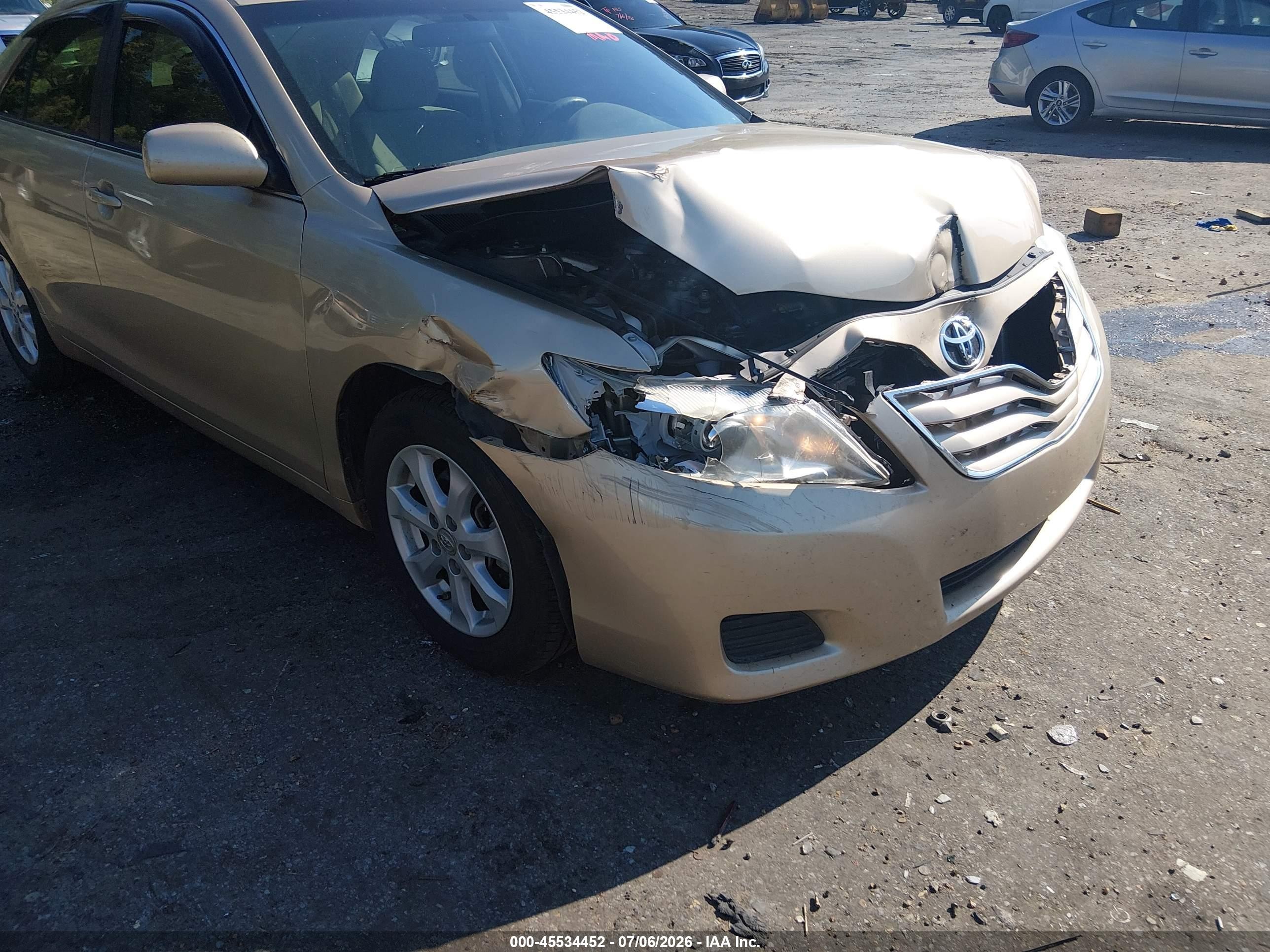 2011 Toyota Camry Le Beige vin: 4T1BF3EK6BU712913