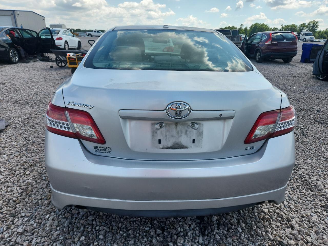 2011 Toyota Camry Se Silver vin: 4T1BF3EK6BU714693