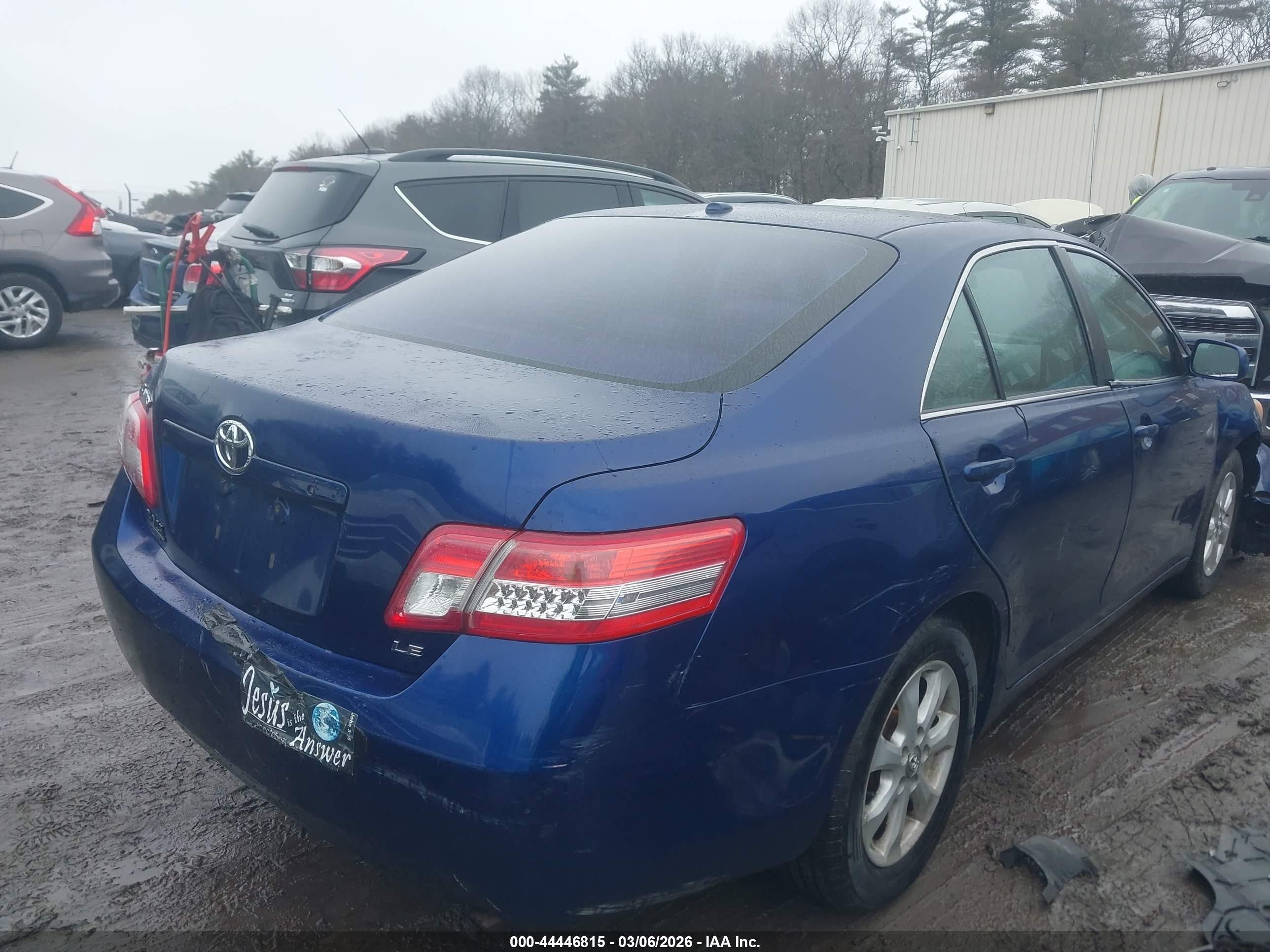 2011 Toyota Camry Le Blue vin: 4T1BF3EK6BU734619