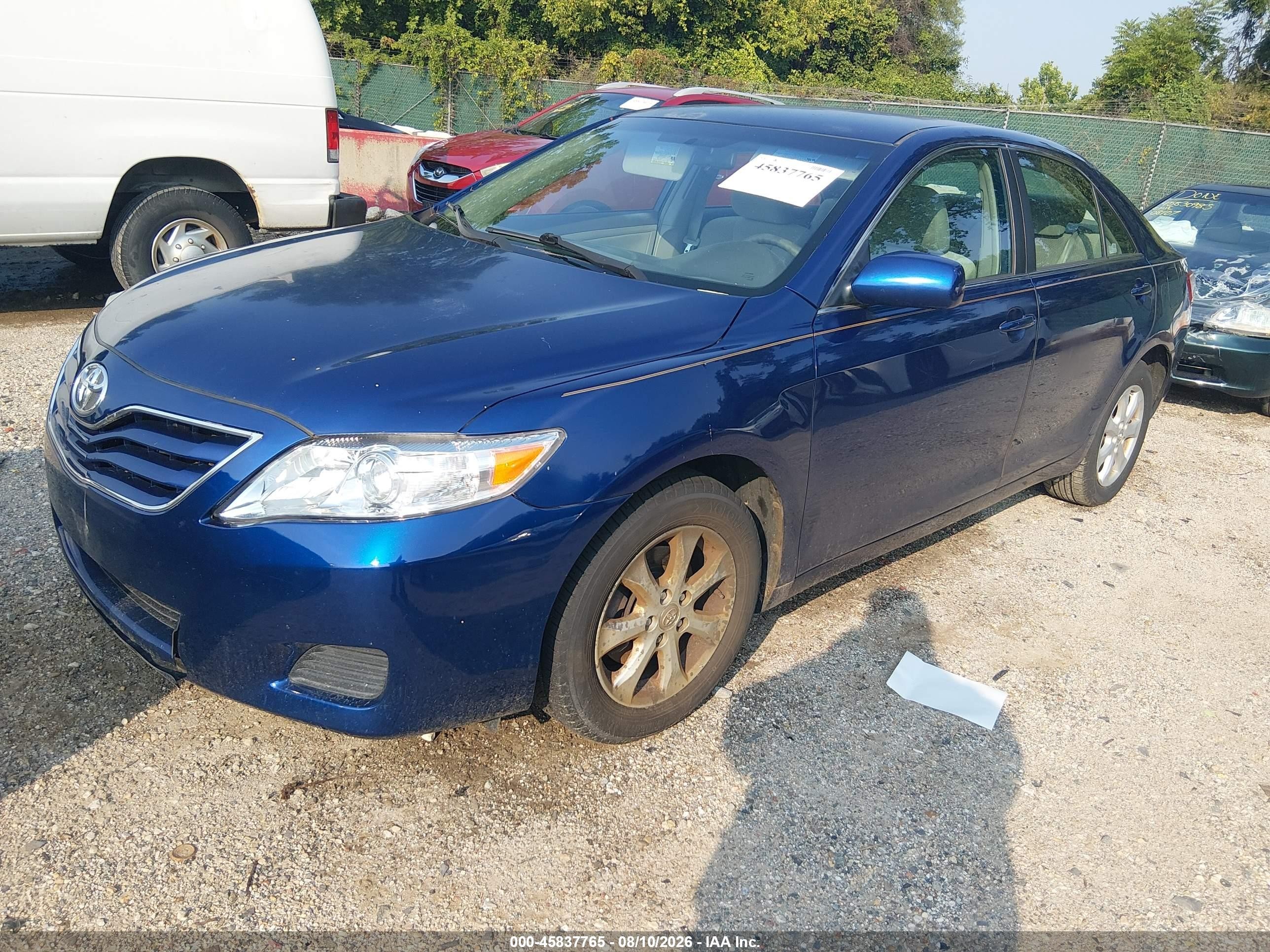 2011 Toyota Camry Le Blue vin: 4T1BF3EK6BU735057