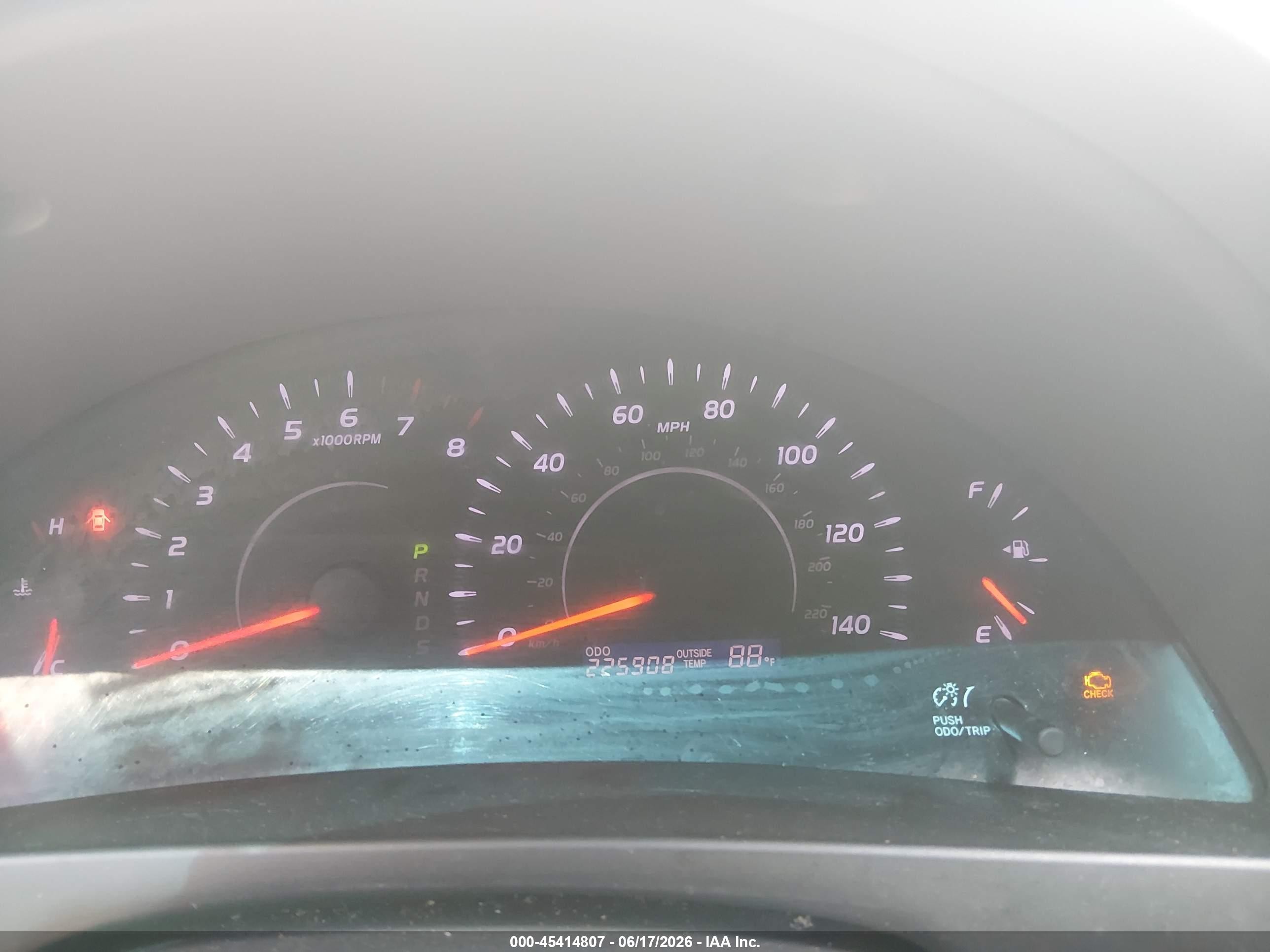 2011 Toyota Camry Le Gray vin: 4T1BF3EK6BU739769