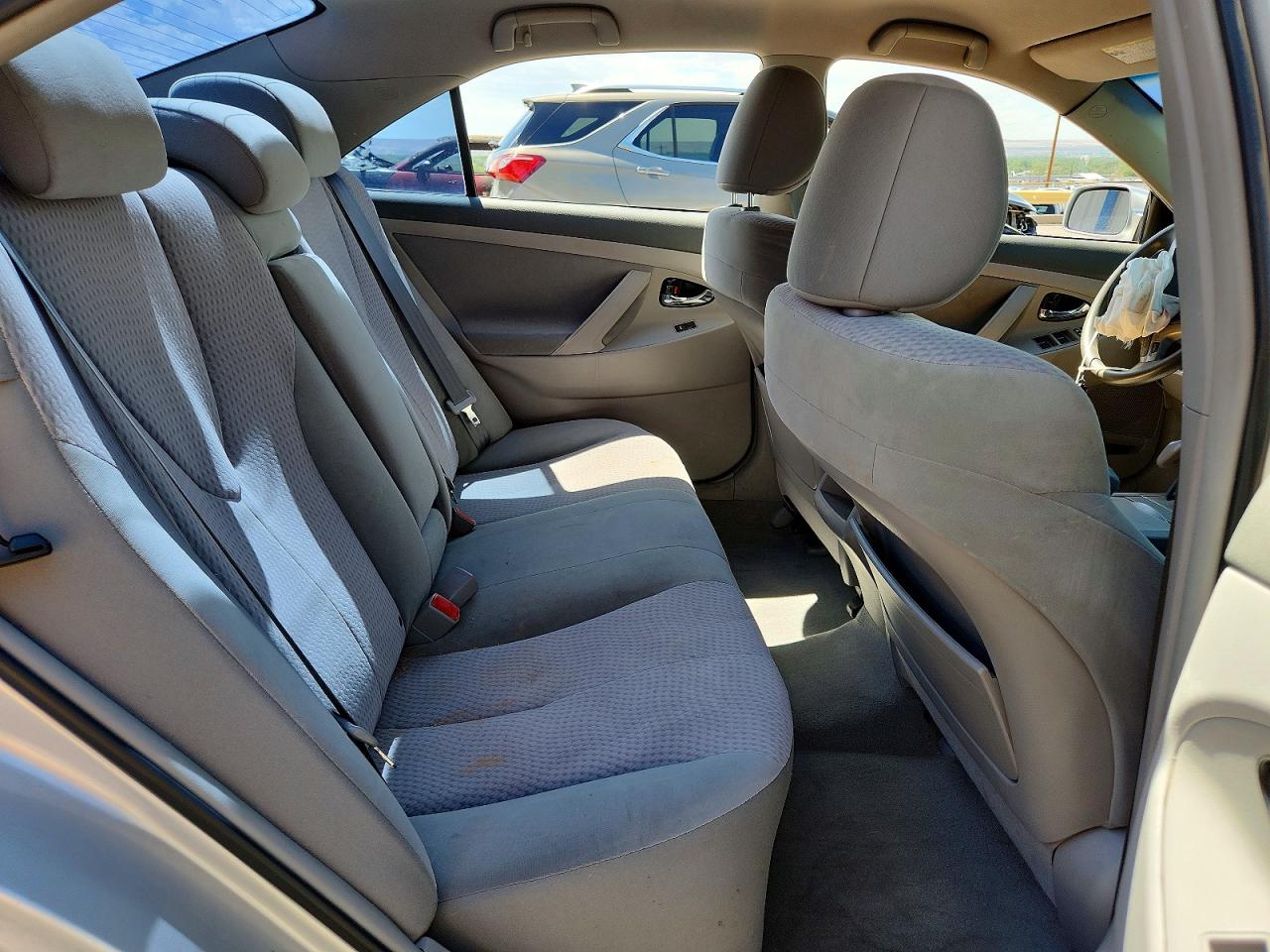2011 Toyota Camry Le Silver vin: 4T1BF3EK6BU757706