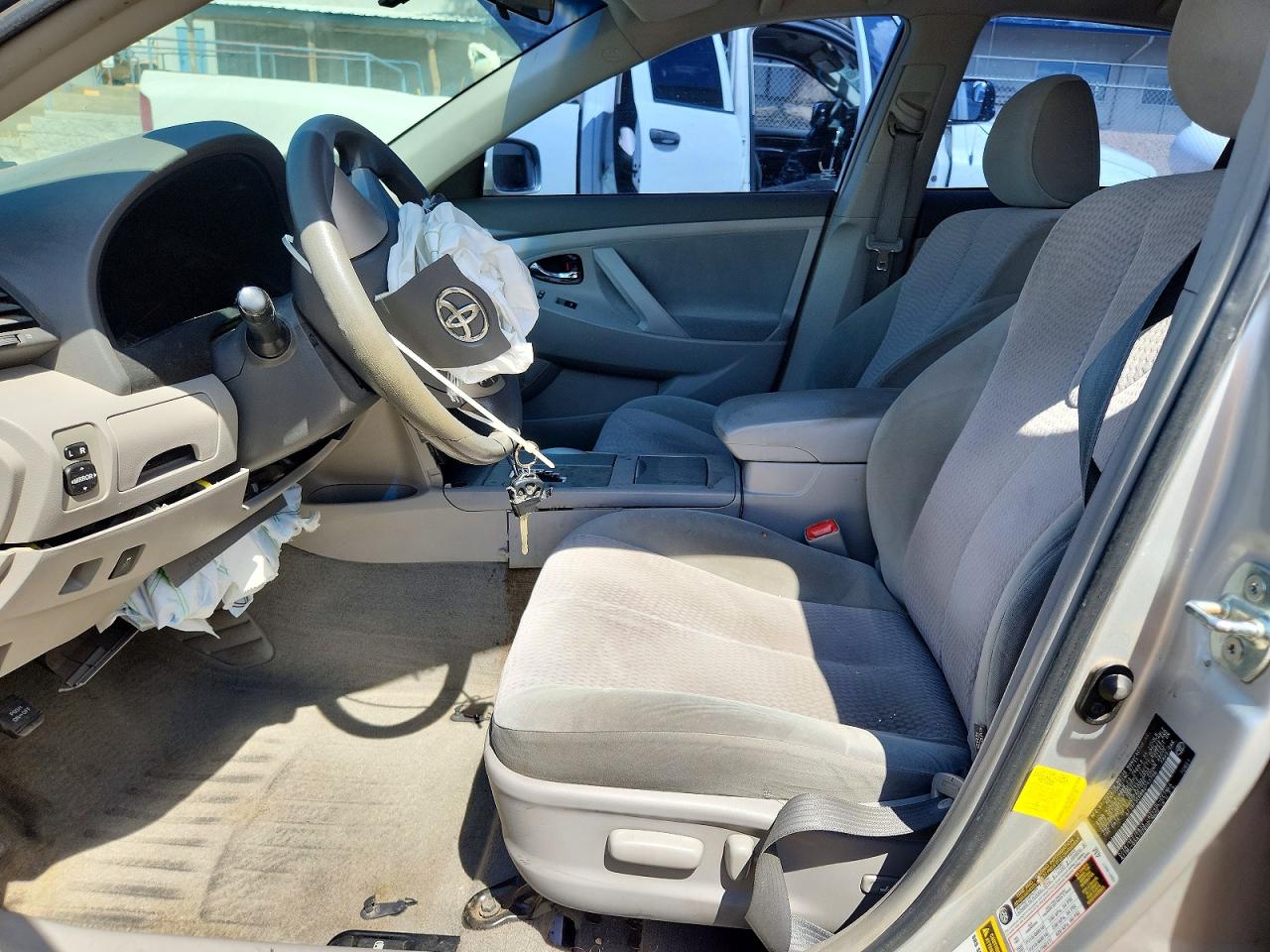 2011 Toyota Camry Le Silver vin: 4T1BF3EK6BU757706