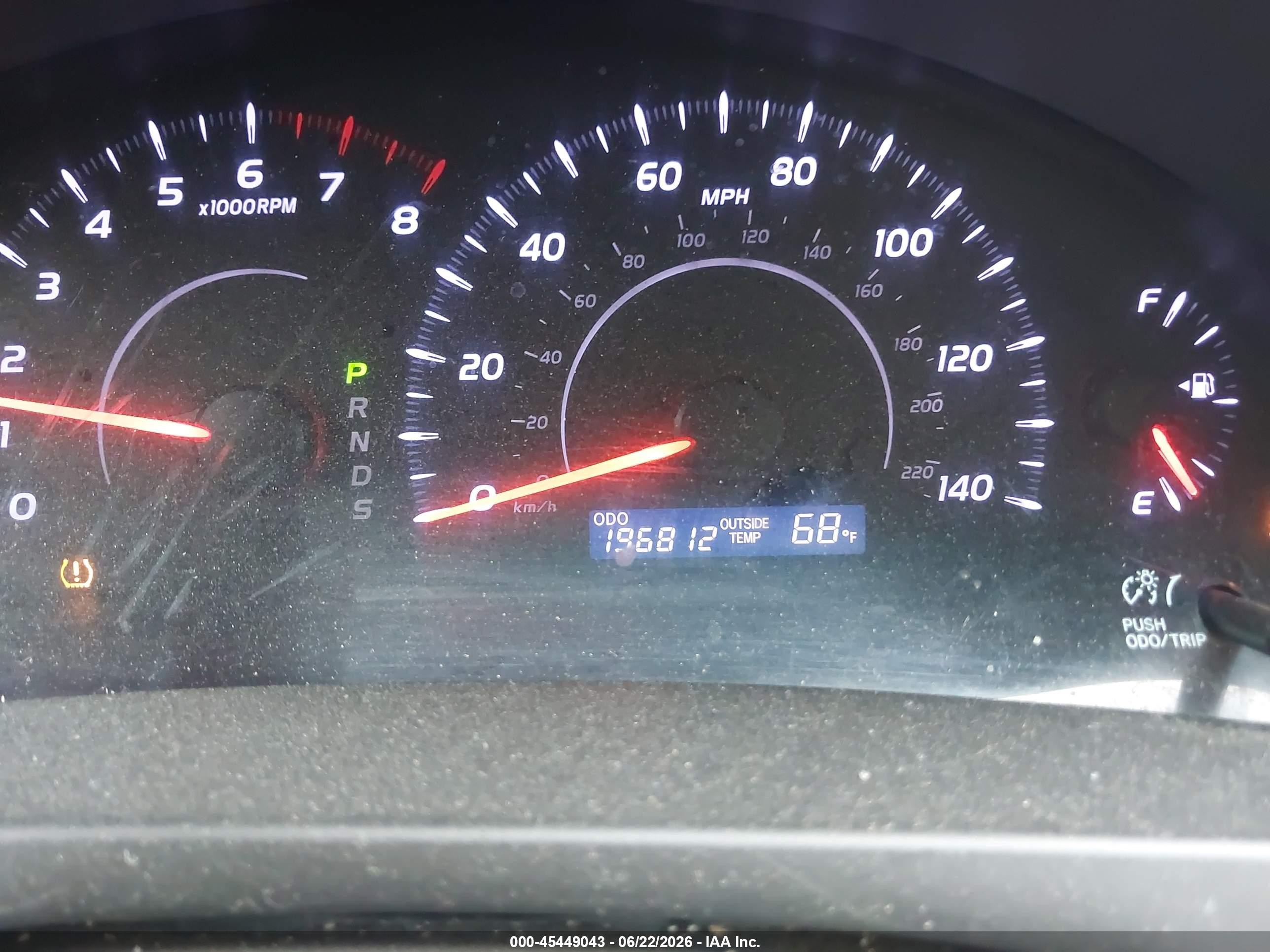 2011 Toyota Camry Le Gold vin: 4T1BF3EK6BU776739