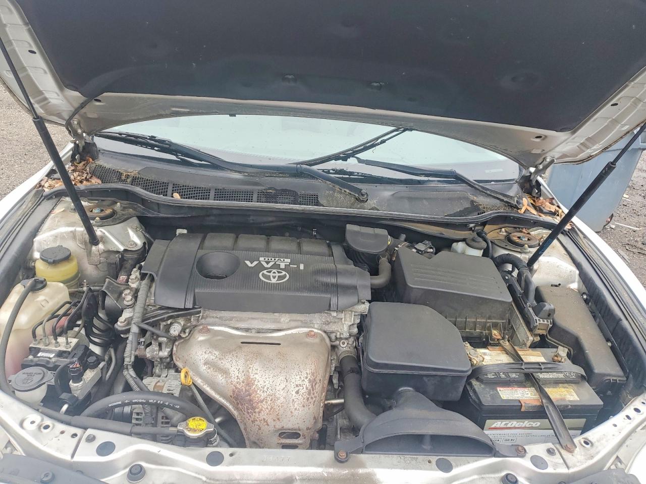 2010 Toyota Camry Le Silver vin: 4T1BF3EK7AU004023