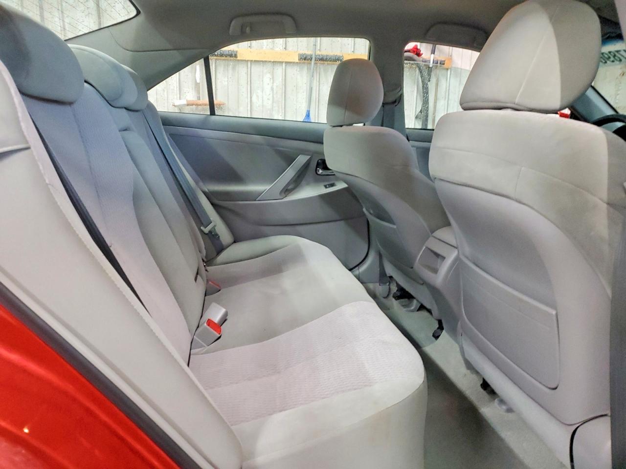 2010 Toyota Camry Le Red vin: 4T1BF3EK7AU024465