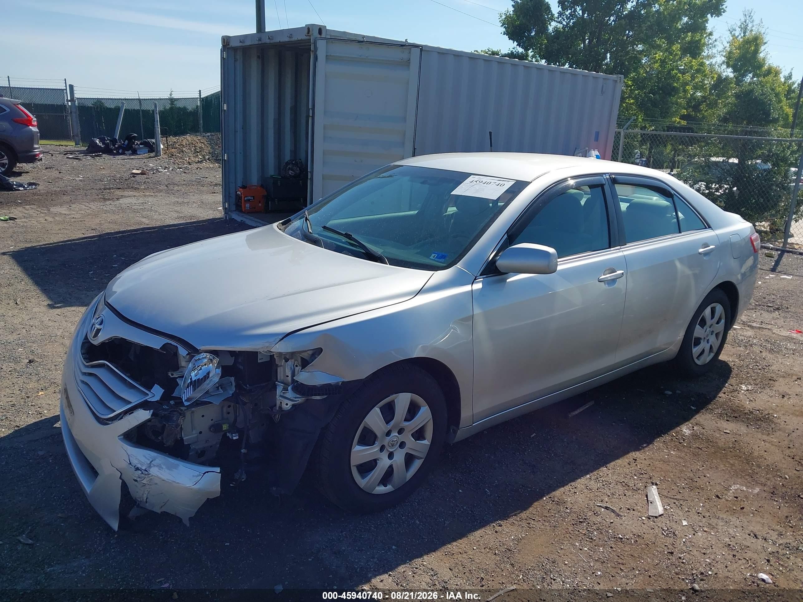 2010 Toyota Camry Le Silver vin: 4T1BF3EK7AU033442