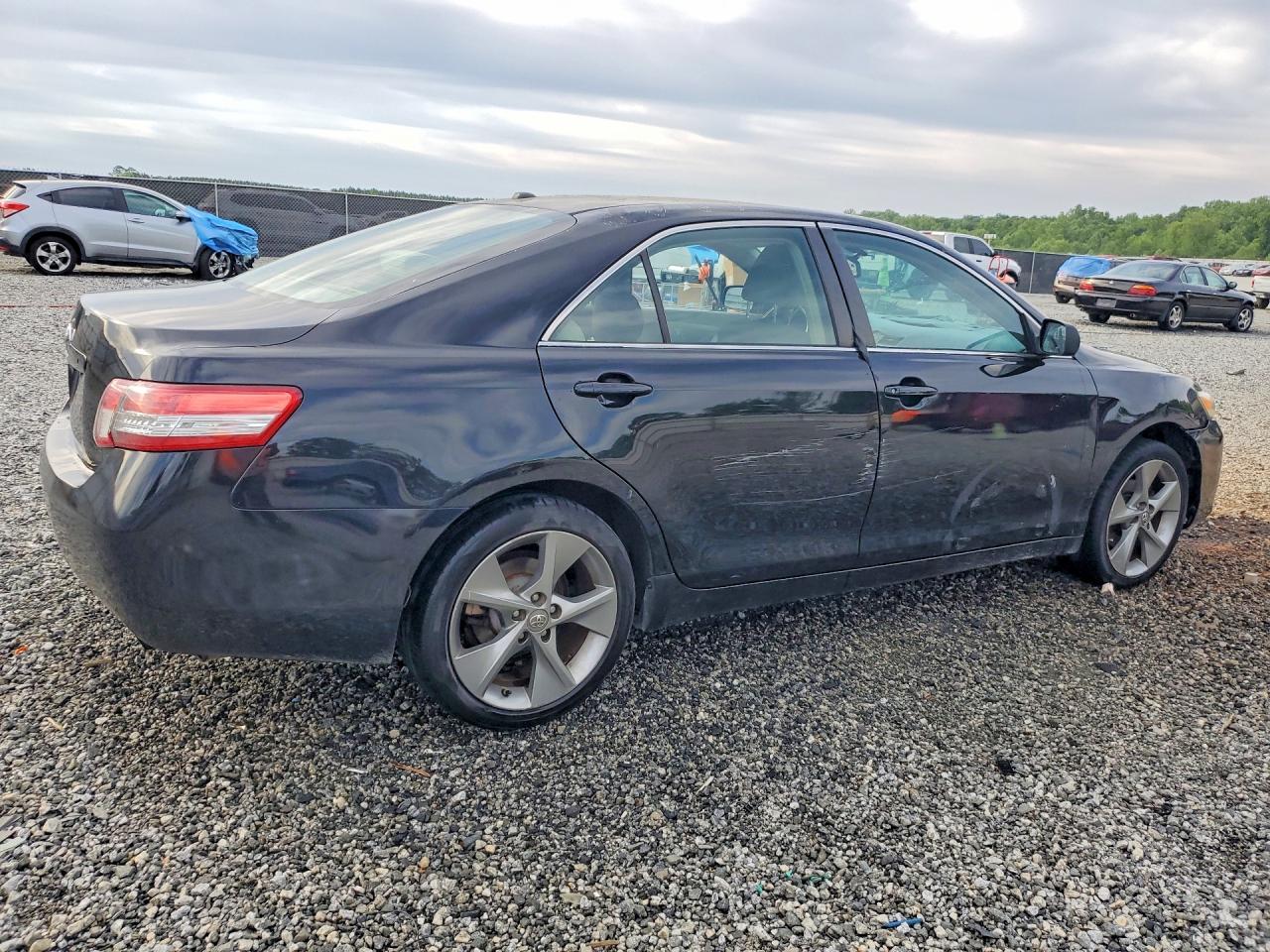 2010 Toyota Camry Base Black vin: 4T1BF3EK7AU034672