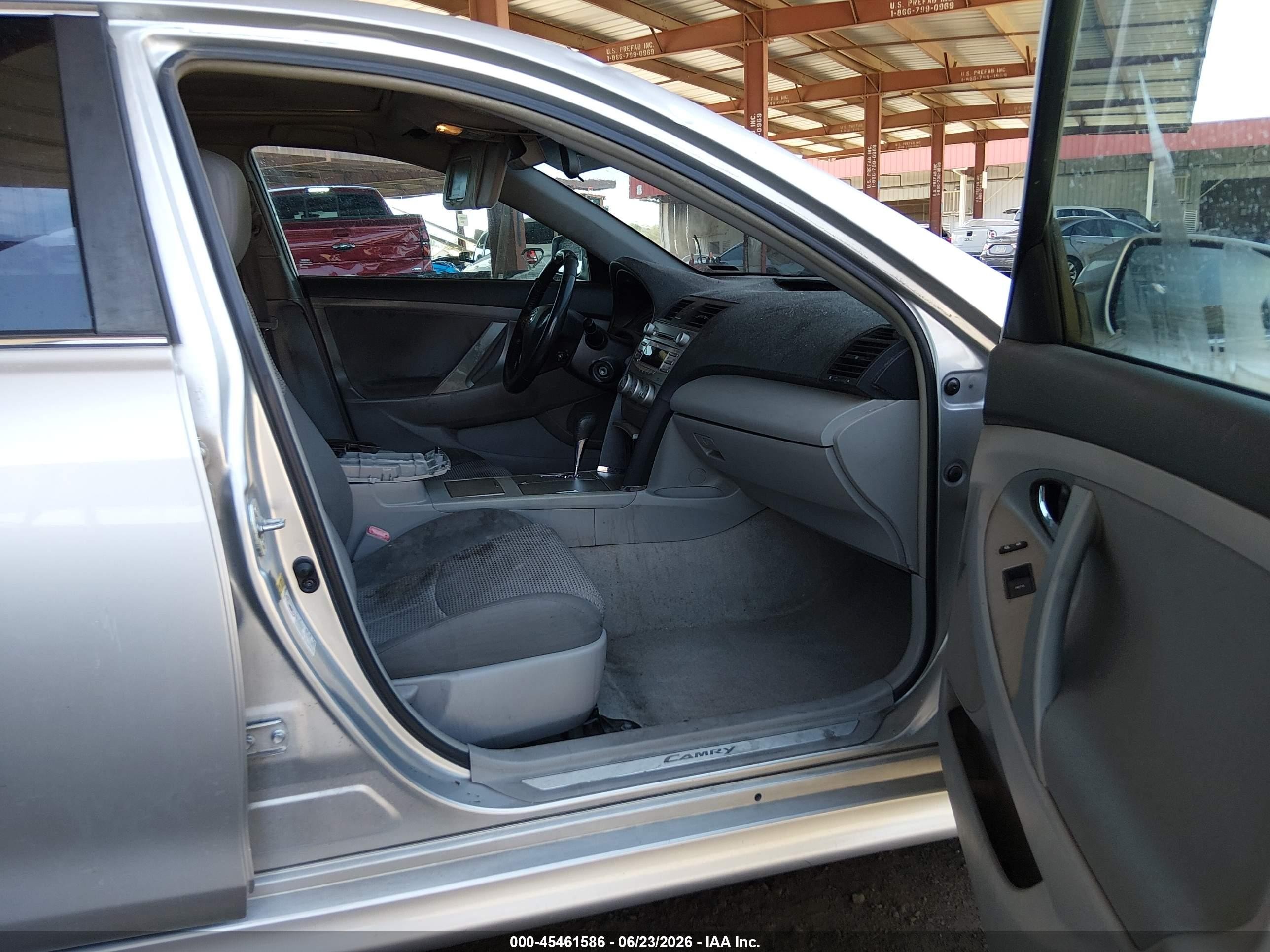 2010 Toyota Camry Se Silver vin: 4T1BF3EK7AU046448