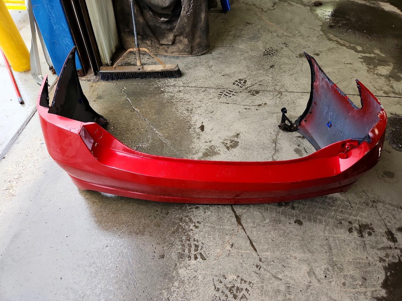 2010 Toyota Camry Se Red vin: 4T1BF3EK7AU051097