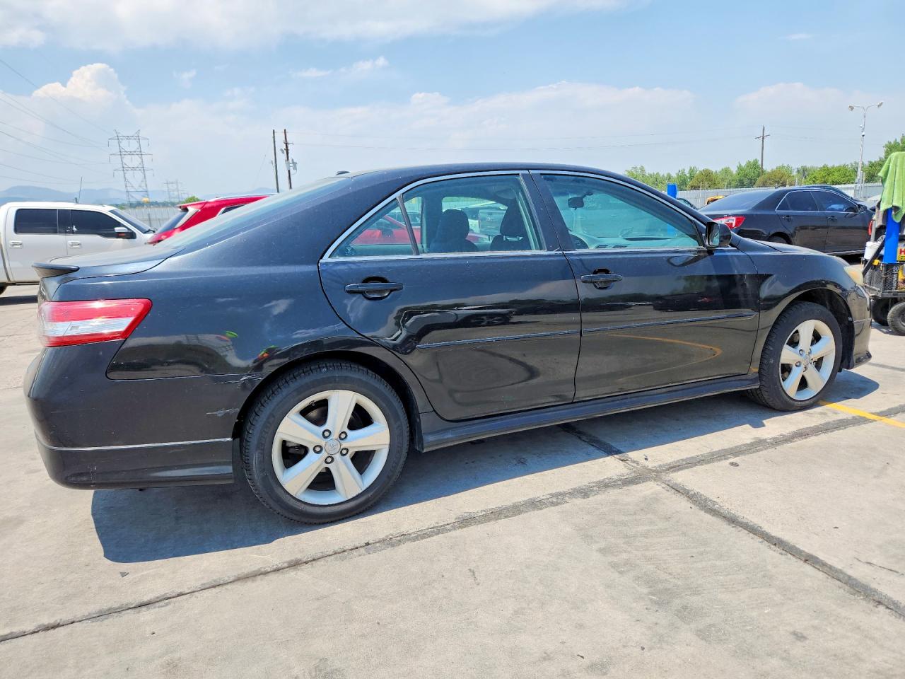 2010 Toyota Camry Base Черный vin: 4T1BF3EK7AU056817
