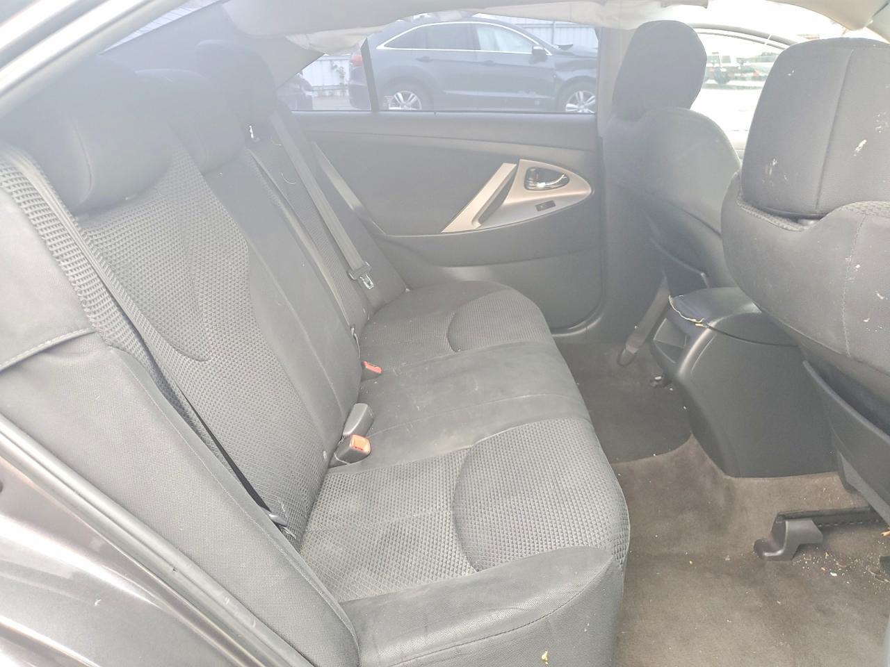 2010 Toyota Camry Se Gray vin: 4T1BF3EK7AU063945