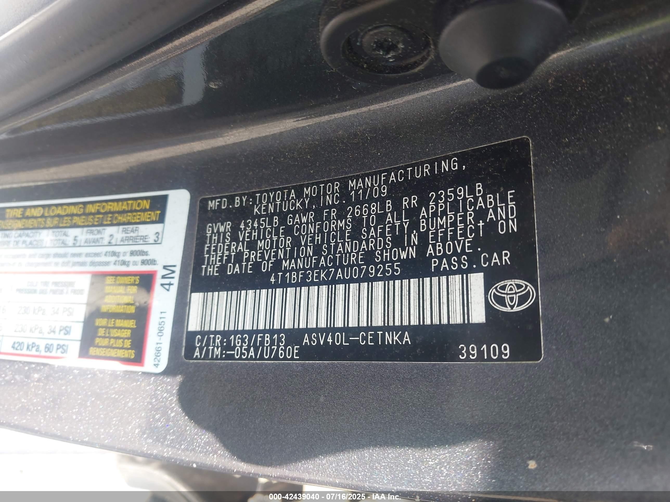 2010 Toyota Camry Le Gray vin: 4T1BF3EK7AU079255