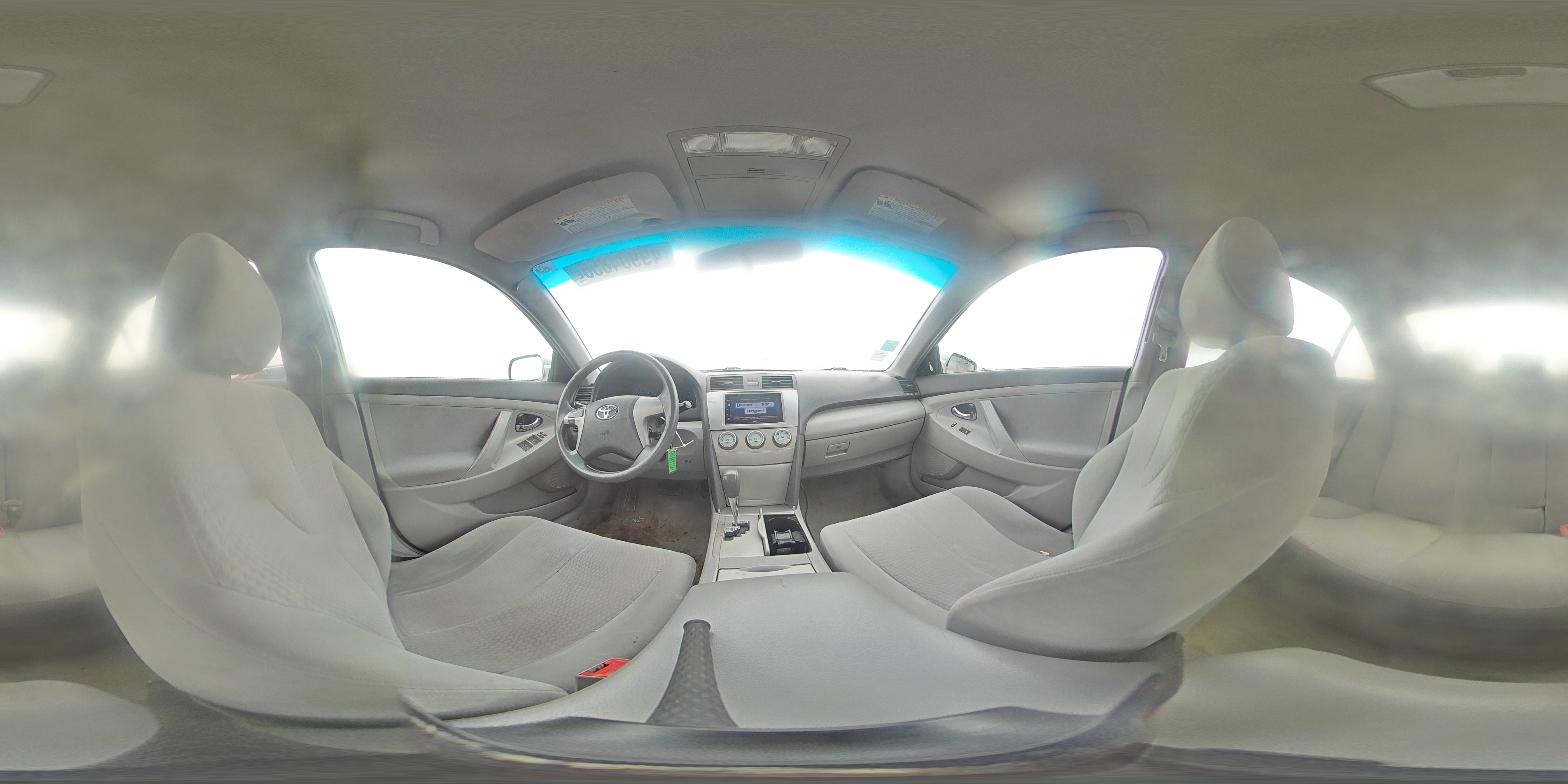 2010 Toyota Camry Le Silver vin: 4T1BF3EK7AU095035