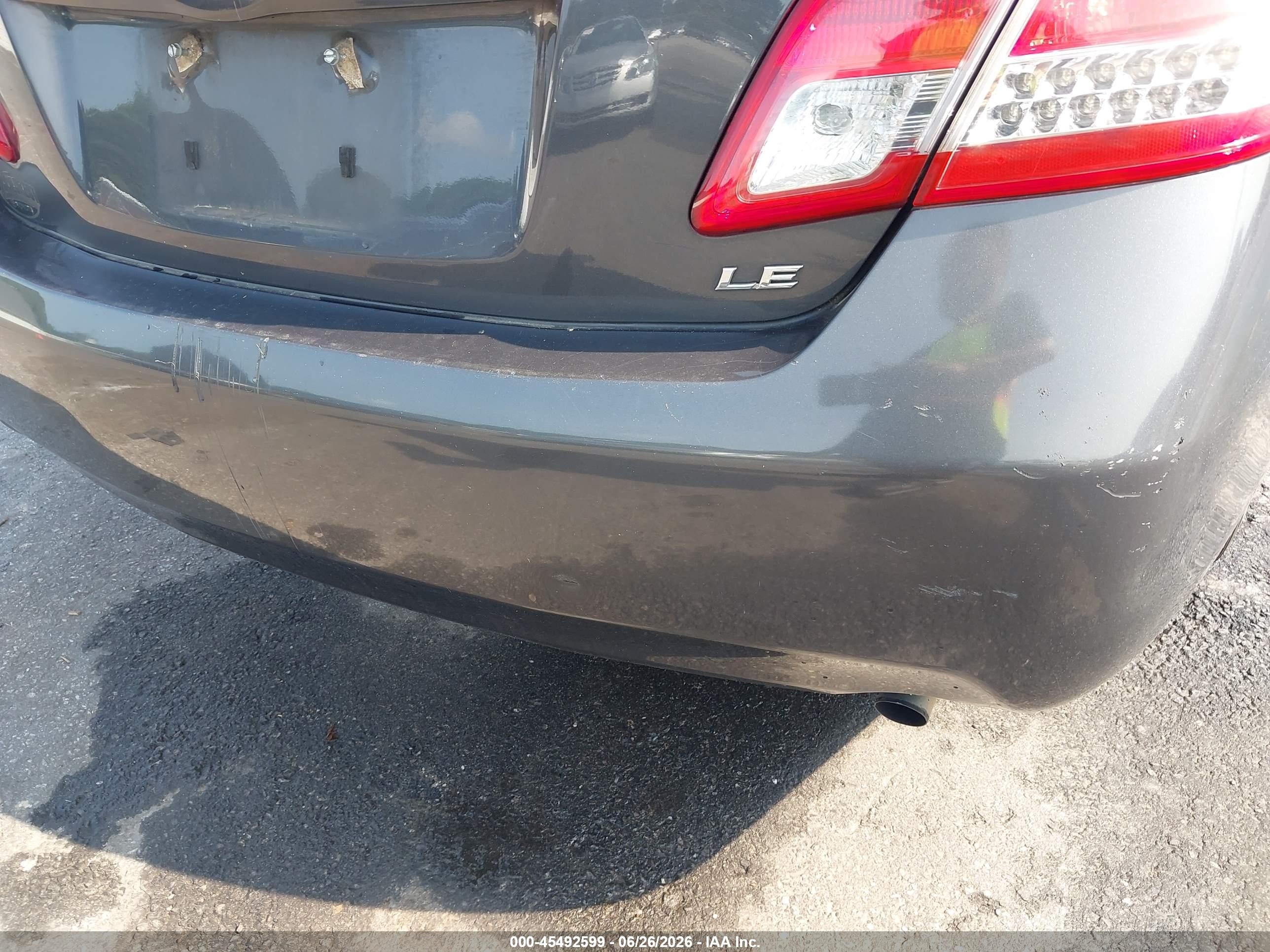 2010 Toyota Camry Le Gray vin: 4T1BF3EK7AU099456