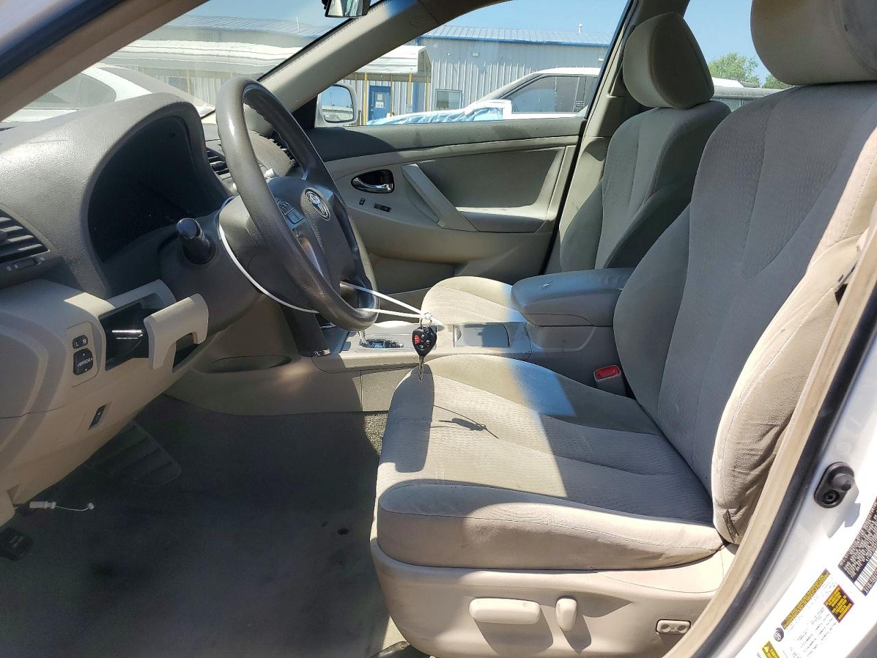 2010 Toyota Camry Le Белый vin: 4T1BF3EK7AU506952