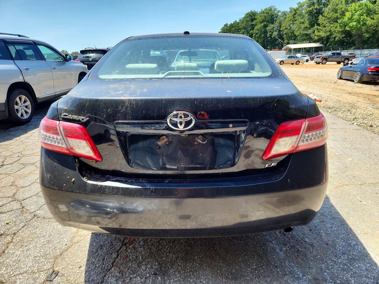2010 Toyota Camry Le Black vin: 4T1BF3EK7AU528465