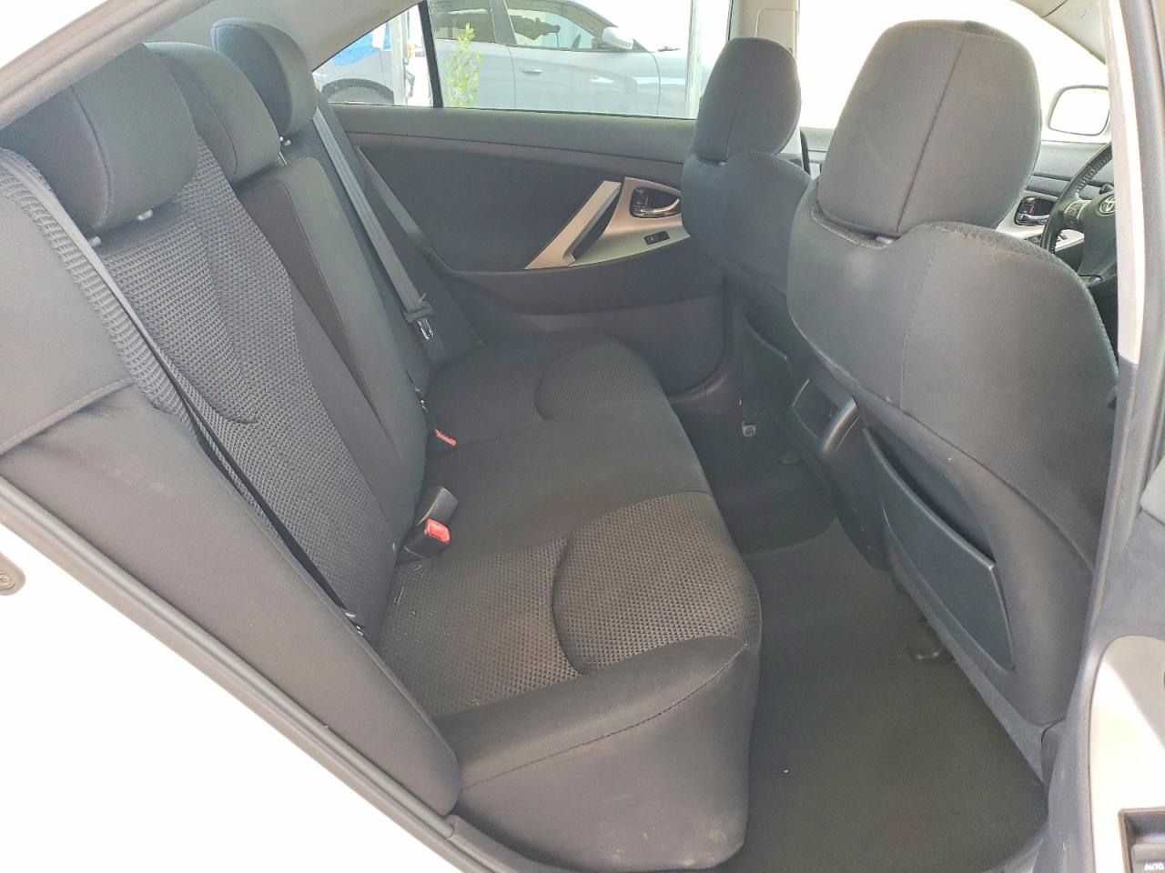 2010 Toyota Camry Se White vin: 4T1BF3EK7AU550210