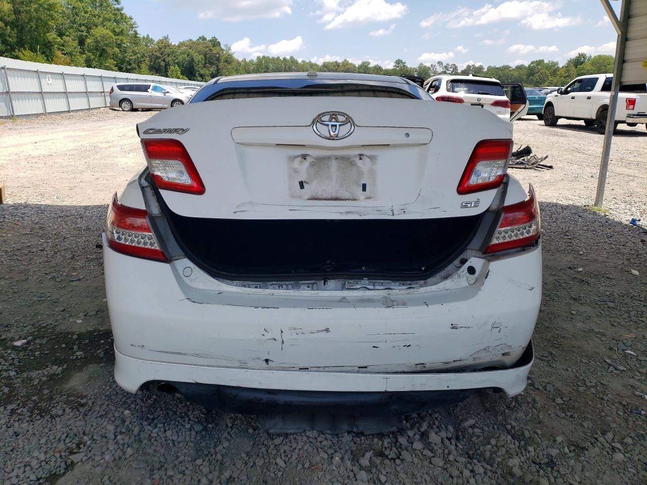 2010 Toyota Camry Se White vin: 4T1BF3EK7AU550210