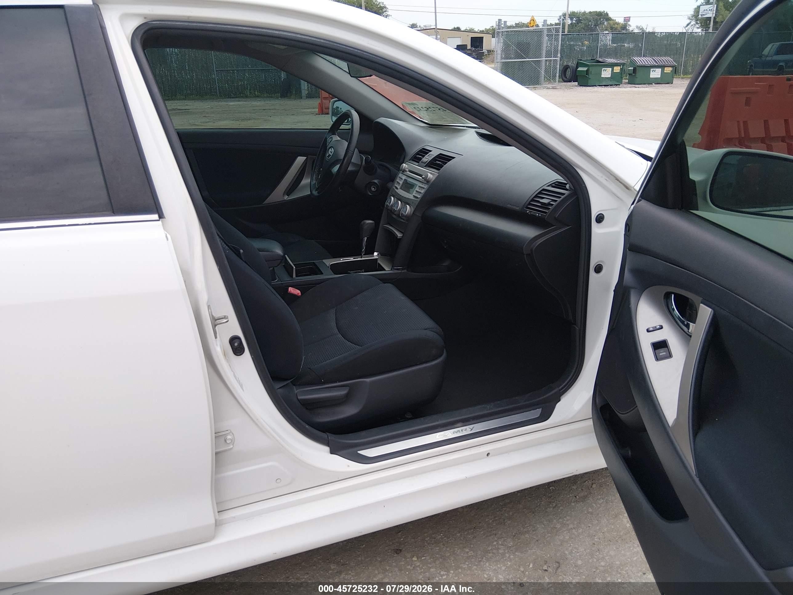2010 Toyota Camry Se White vin: 4T1BF3EK7AU551986