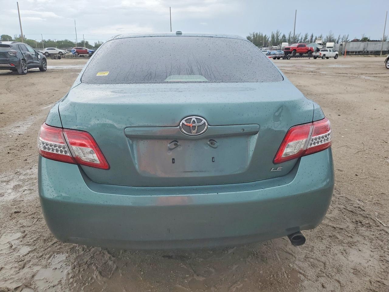 2010 Toyota Camry Le Бирюзовый vin: 4T1BF3EK7AU559019