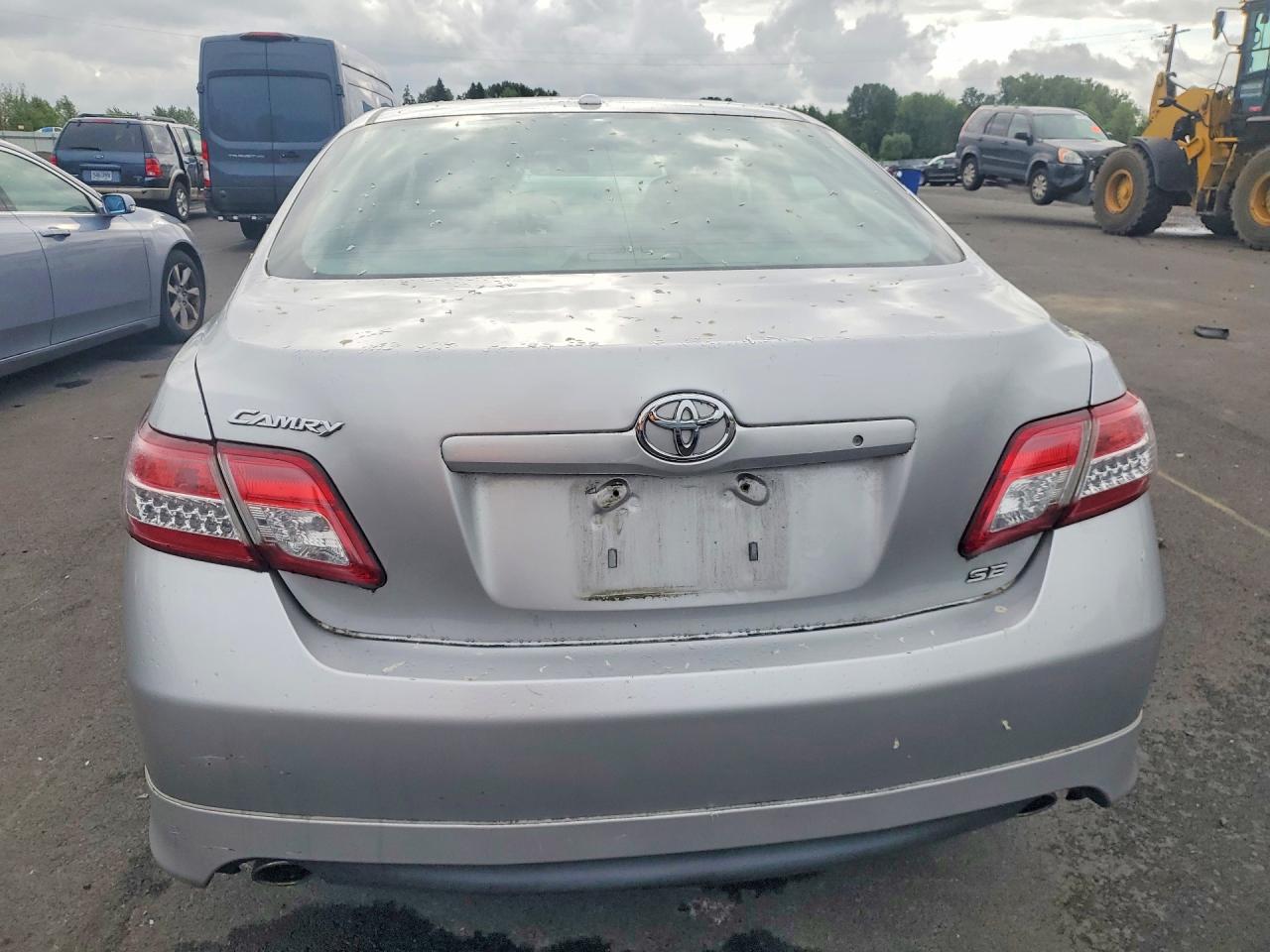 2011 Toyota Camry Se Silver vin: 4T1BF3EK7BU124518
