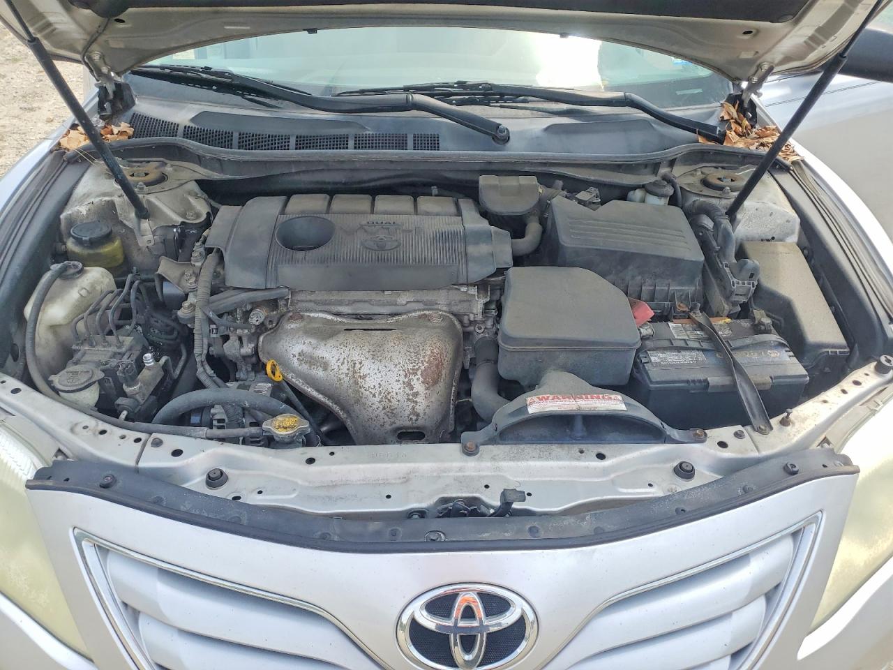 2011 Toyota Camry Le Silver vin: 4T1BF3EK7BU131212