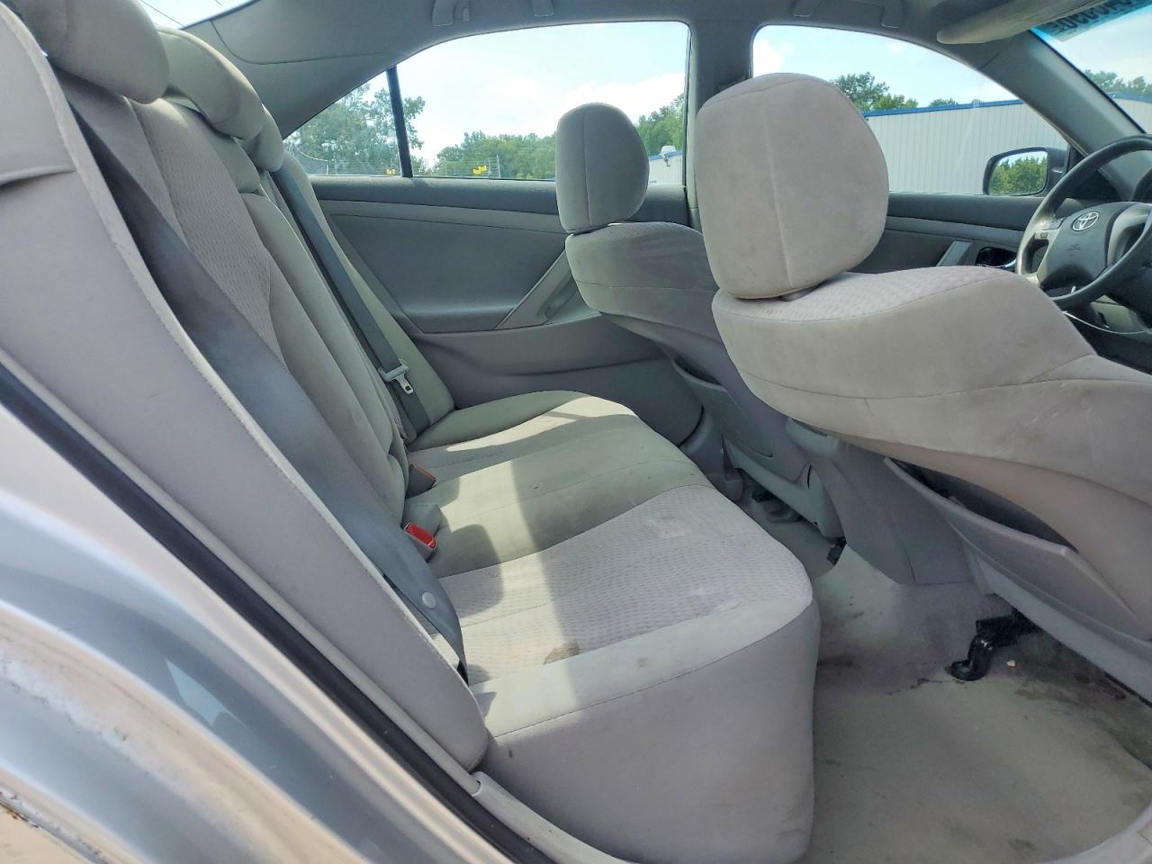 2011 Toyota Camry Le Silver vin: 4T1BF3EK7BU131212