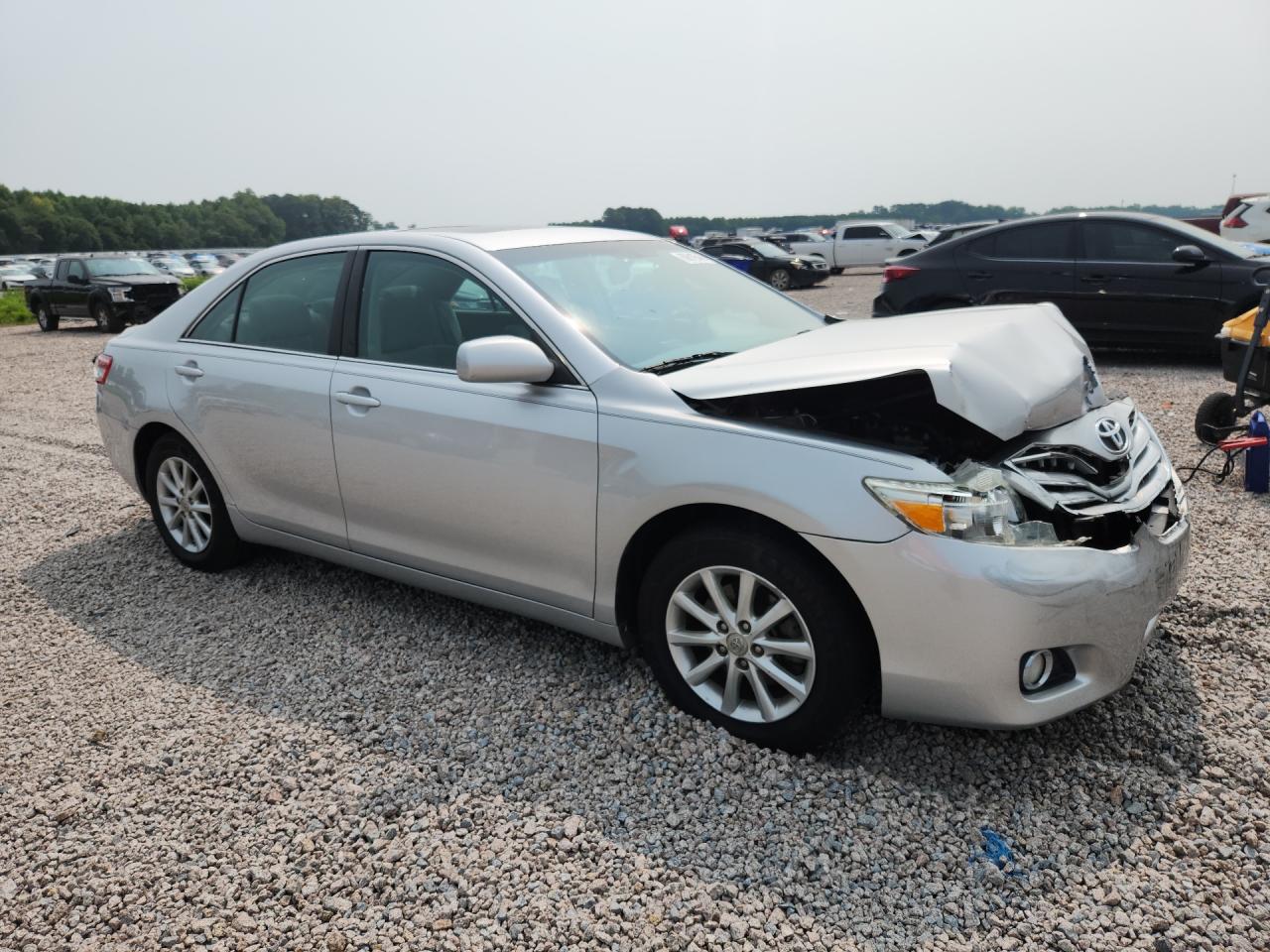 2011 Toyota Camry Xle Silver vin: 4T1BF3EK7BU134546