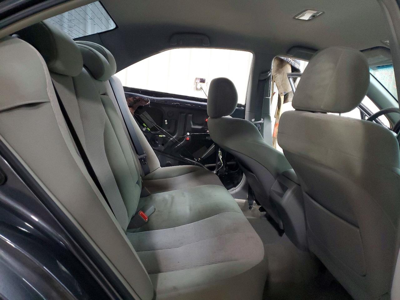 2011 Toyota Camry Le Gray vin: 4T1BF3EK7BU139178