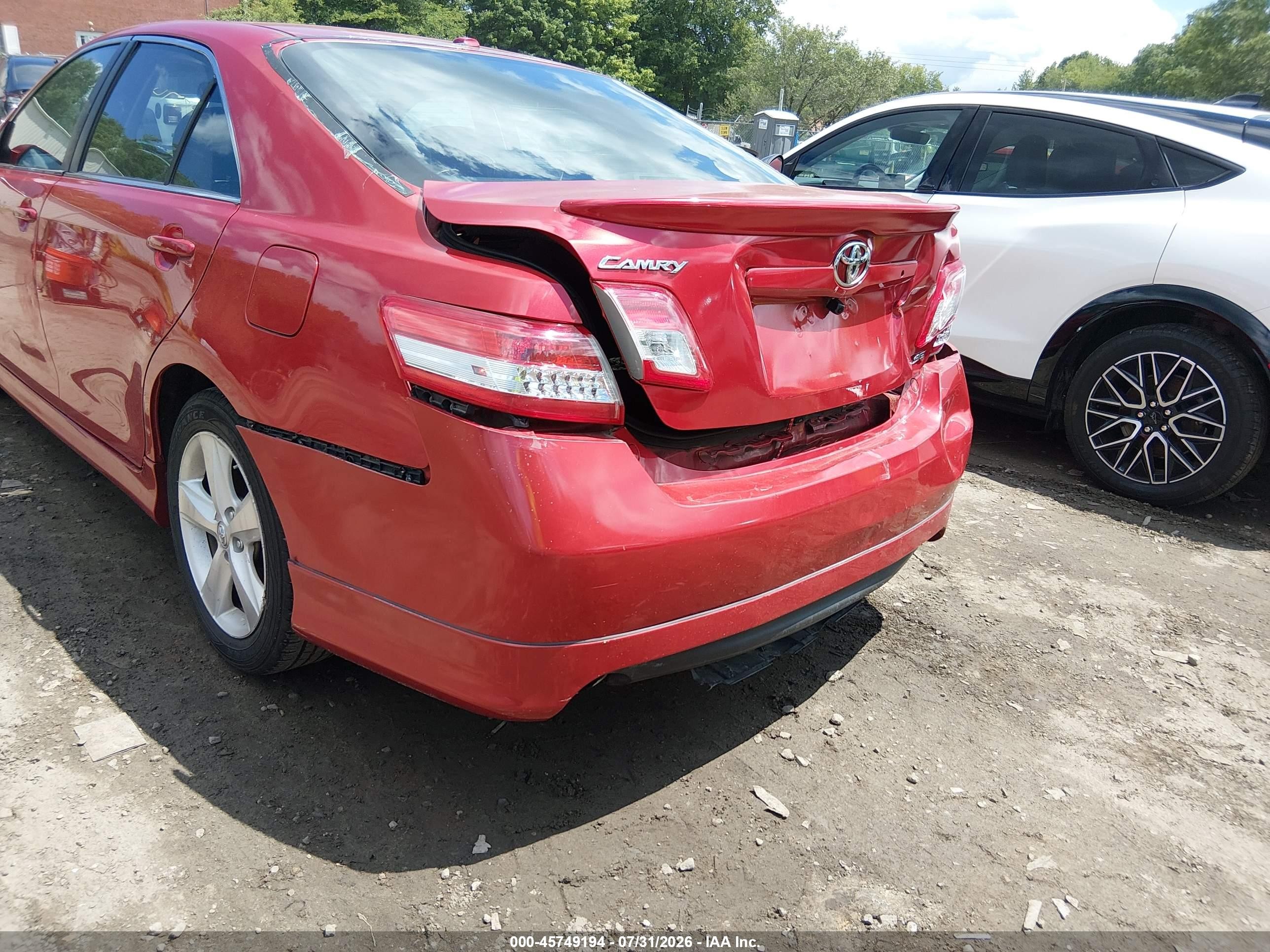 2011 Toyota Camry Se Красный vin: 4T1BF3EK7BU165523