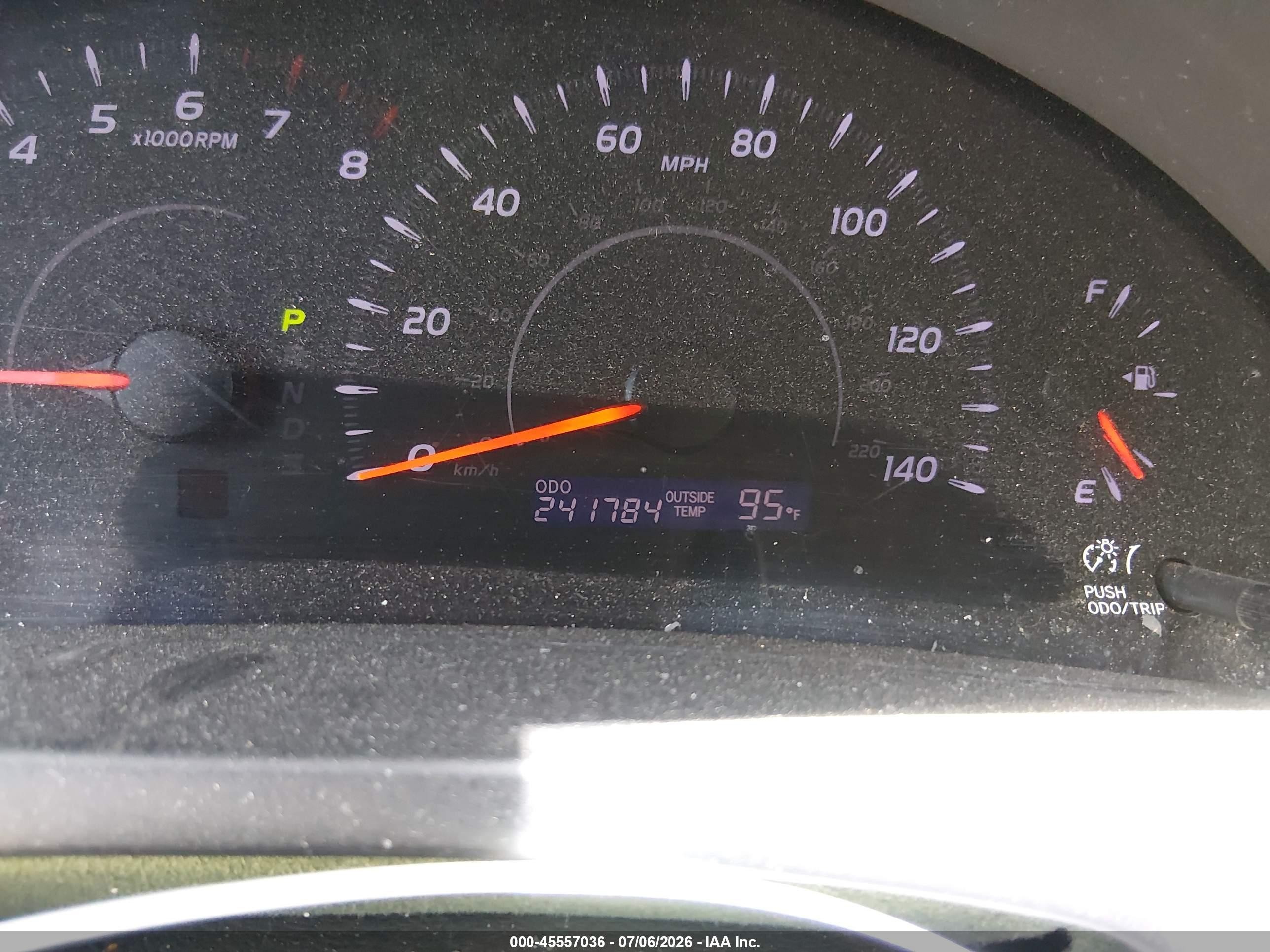 2011 Toyota Camry   Серебряный vin: 4T1BF3EK7BU166817