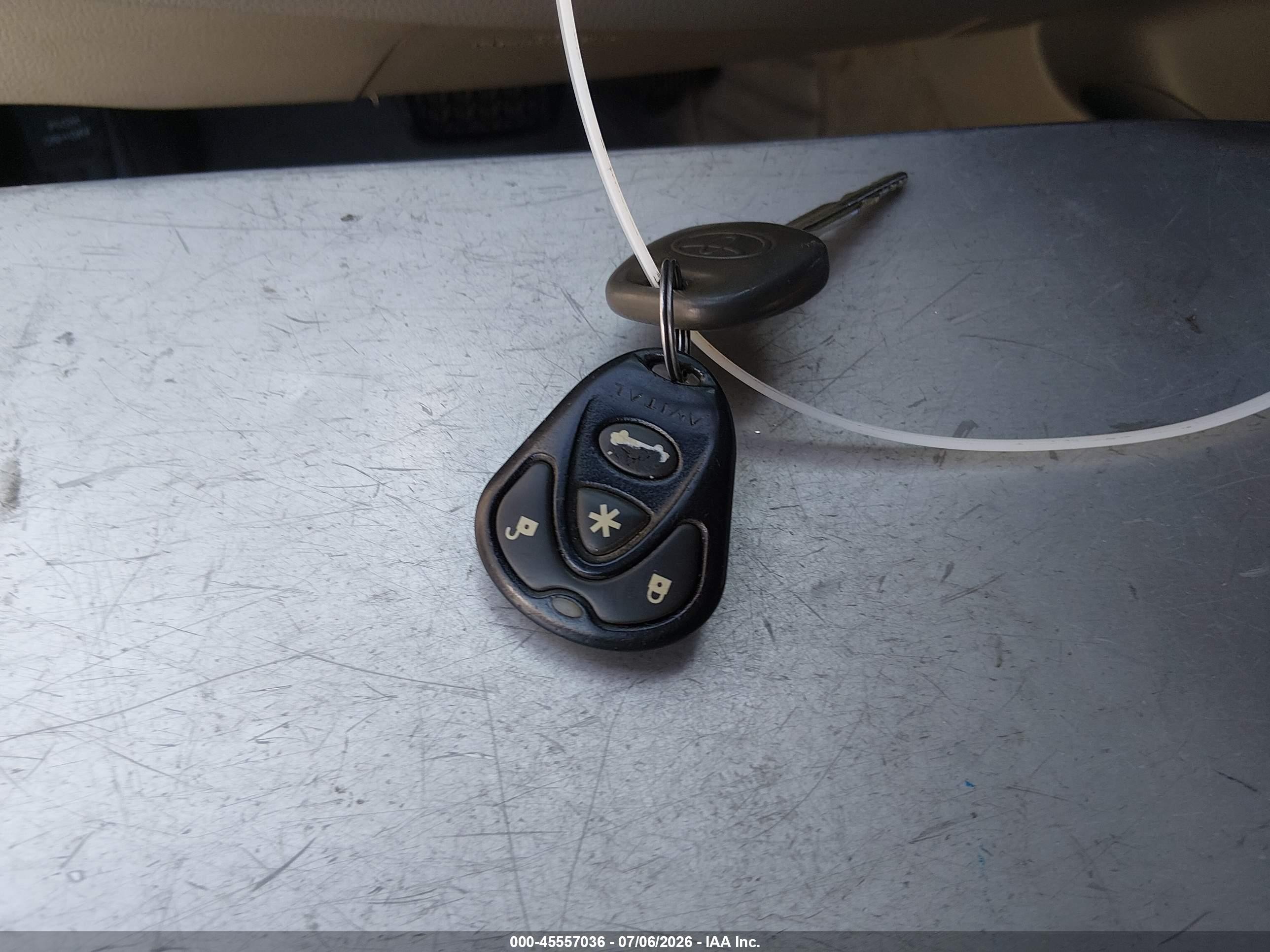 2011 Toyota Camry   Серебряный vin: 4T1BF3EK7BU166817
