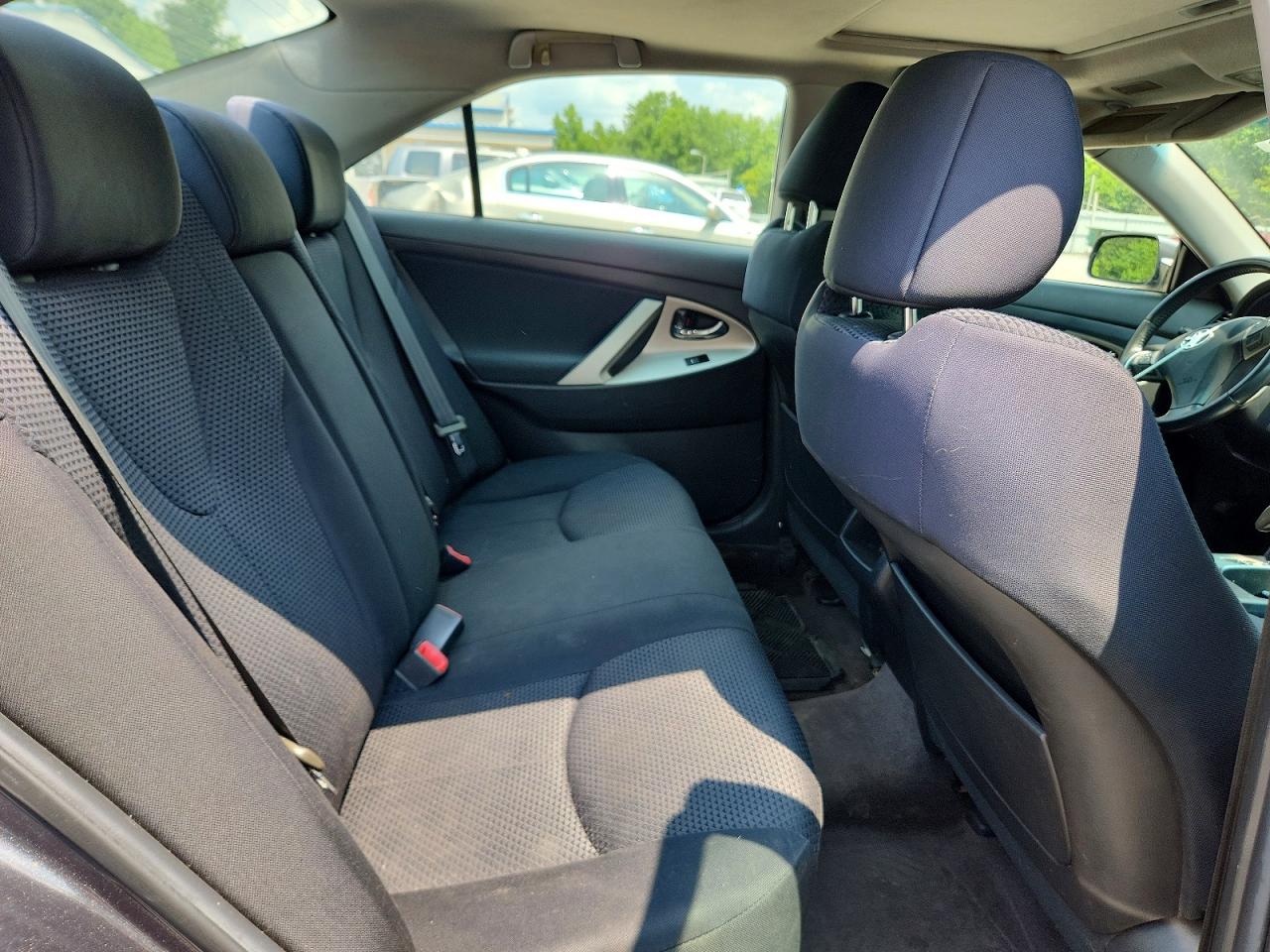 2011 Toyota Camry Se Blue vin: 4T1BF3EK7BU200013