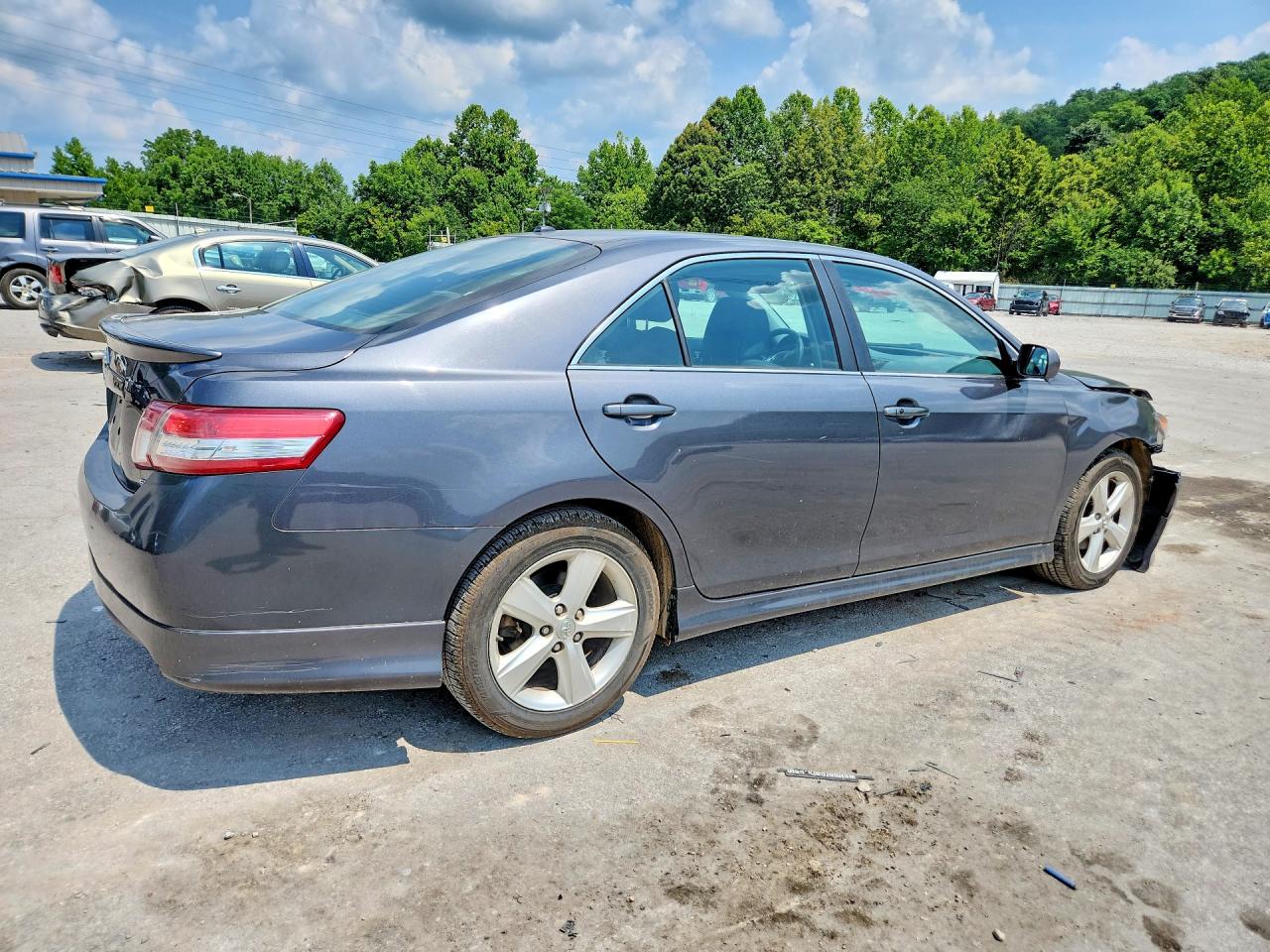 2011 Toyota Camry Se Blue vin: 4T1BF3EK7BU200013