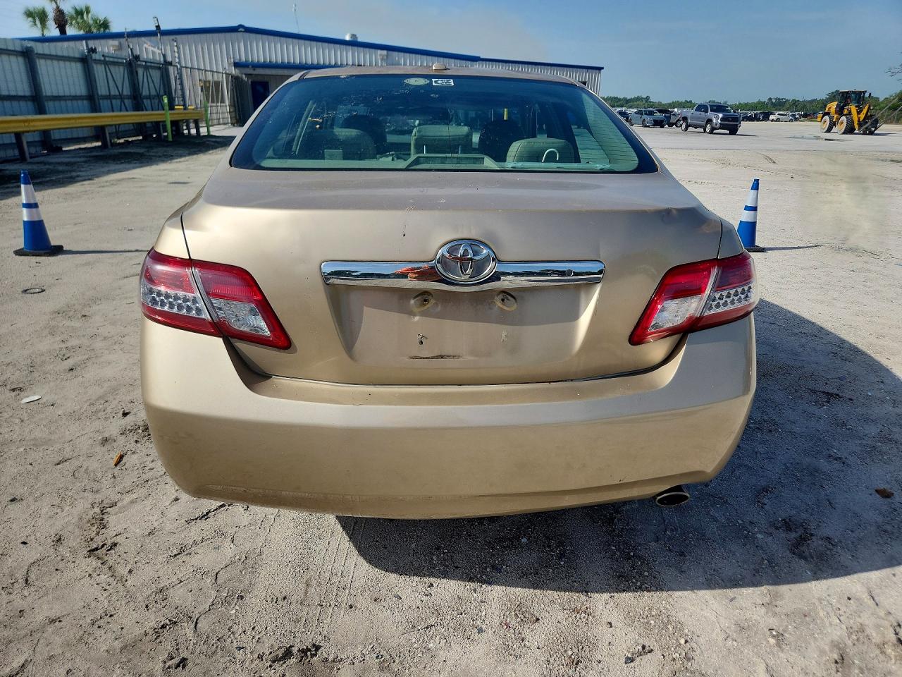 2011 Toyota Camry Xle Золотой vin: 4T1BF3EK7BU202375