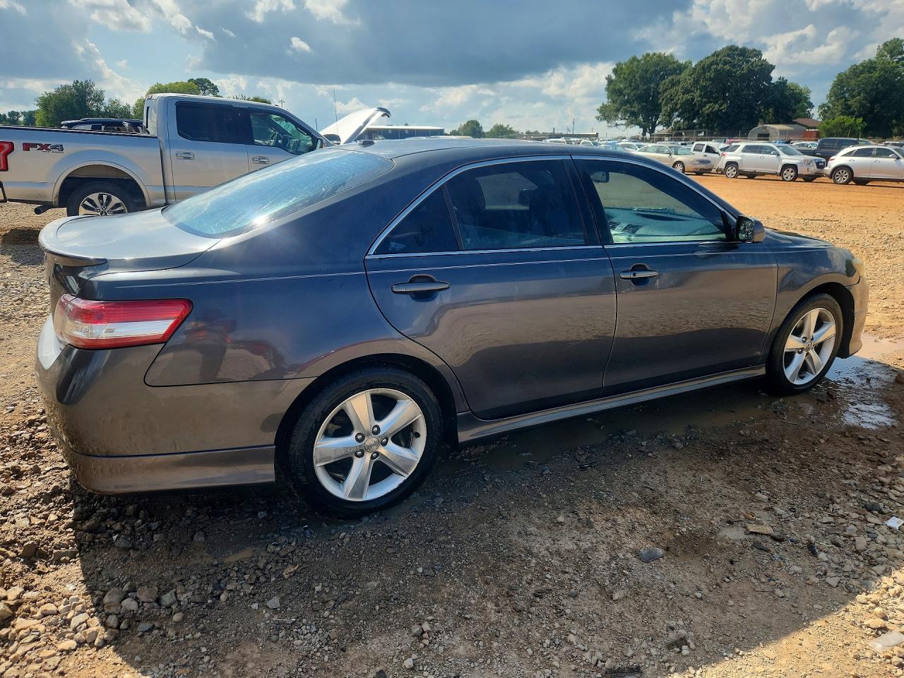2011 Toyota Camry Se Gray vin: 4T1BF3EK7BU207270