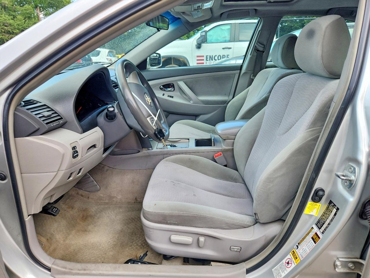 2011 Toyota Camry Le Silver vin: 4T1BF3EK7BU215899