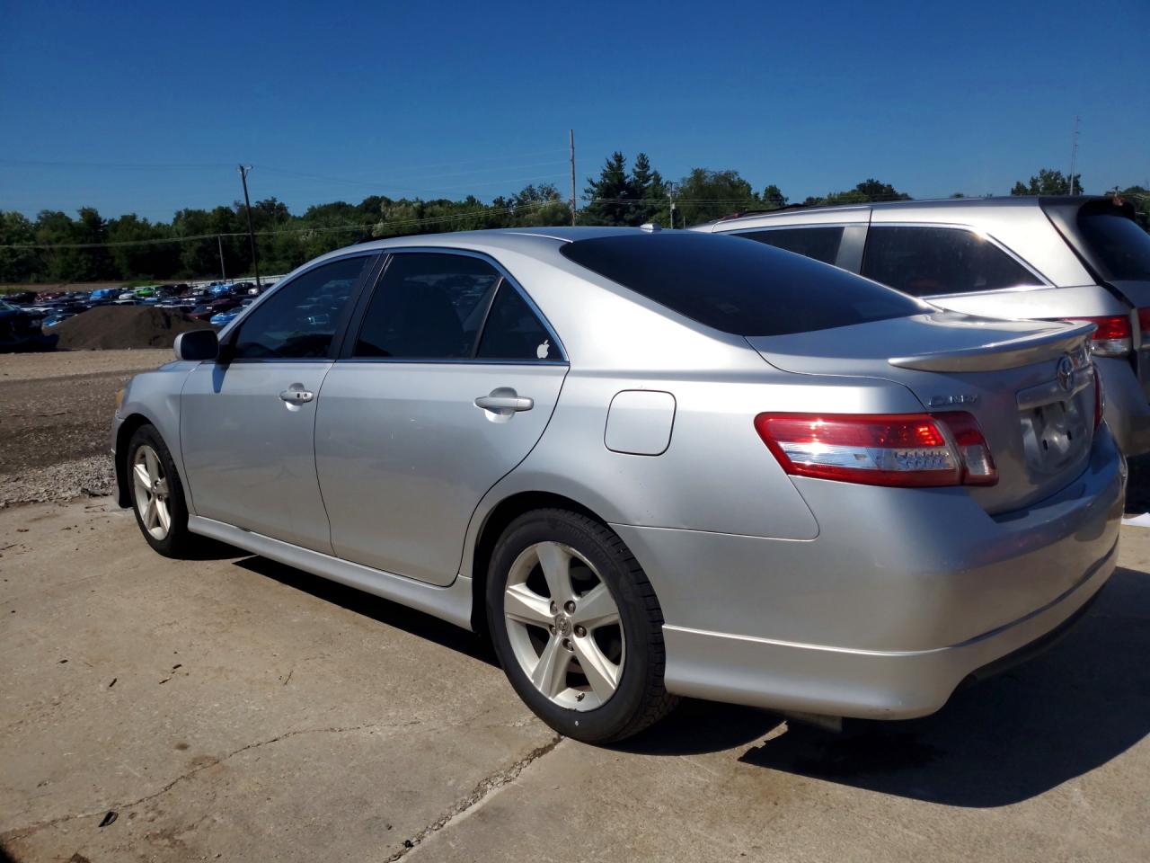 2011 Toyota Camry Se Silver vin: 4T1BF3EK7BU222321