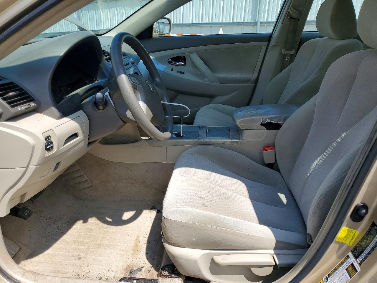 2011 Toyota Camry Base Желто-коричневый vin: 4T1BF3EK7BU222593