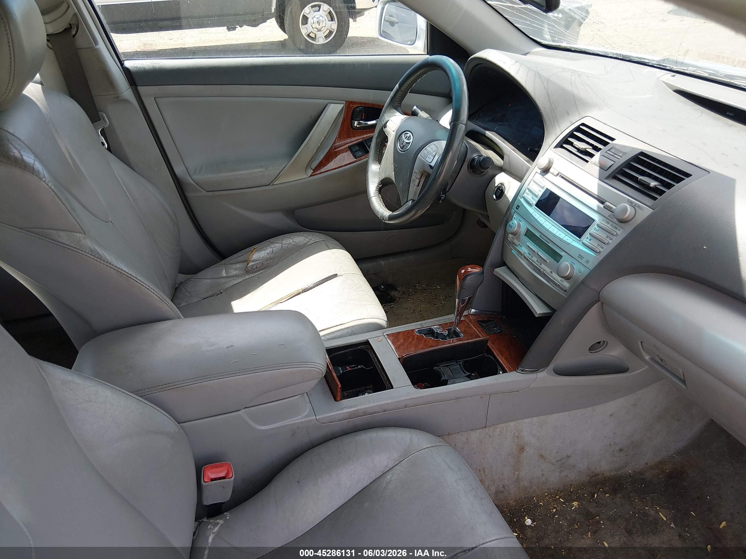 2011 Toyota Camry Xle Silver vin: 4T1BF3EK7BU228202