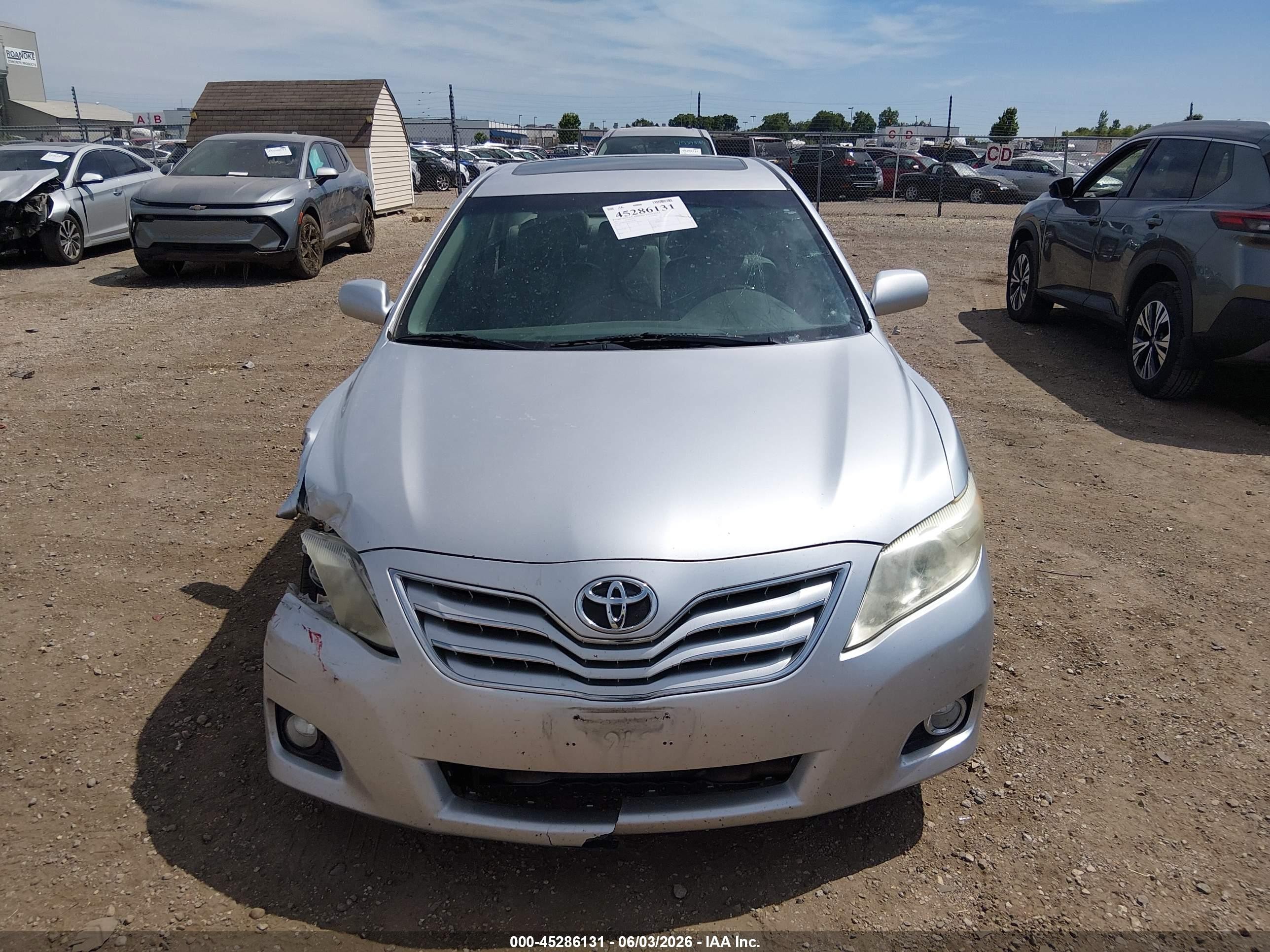 2011 Toyota Camry Xle Silver vin: 4T1BF3EK7BU228202