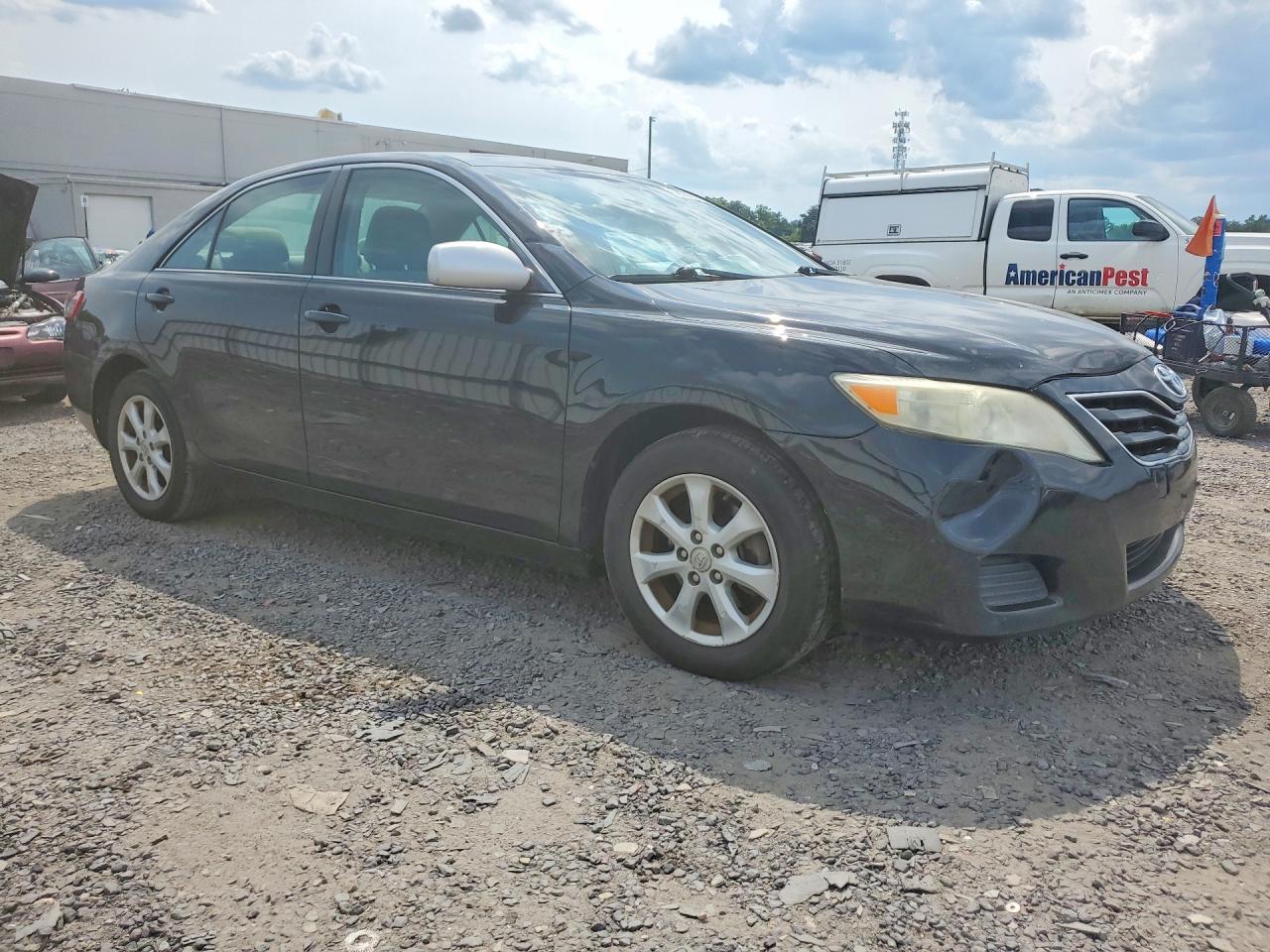 2011 Toyota Camry Le Black vin: 4T1BF3EK7BU230676