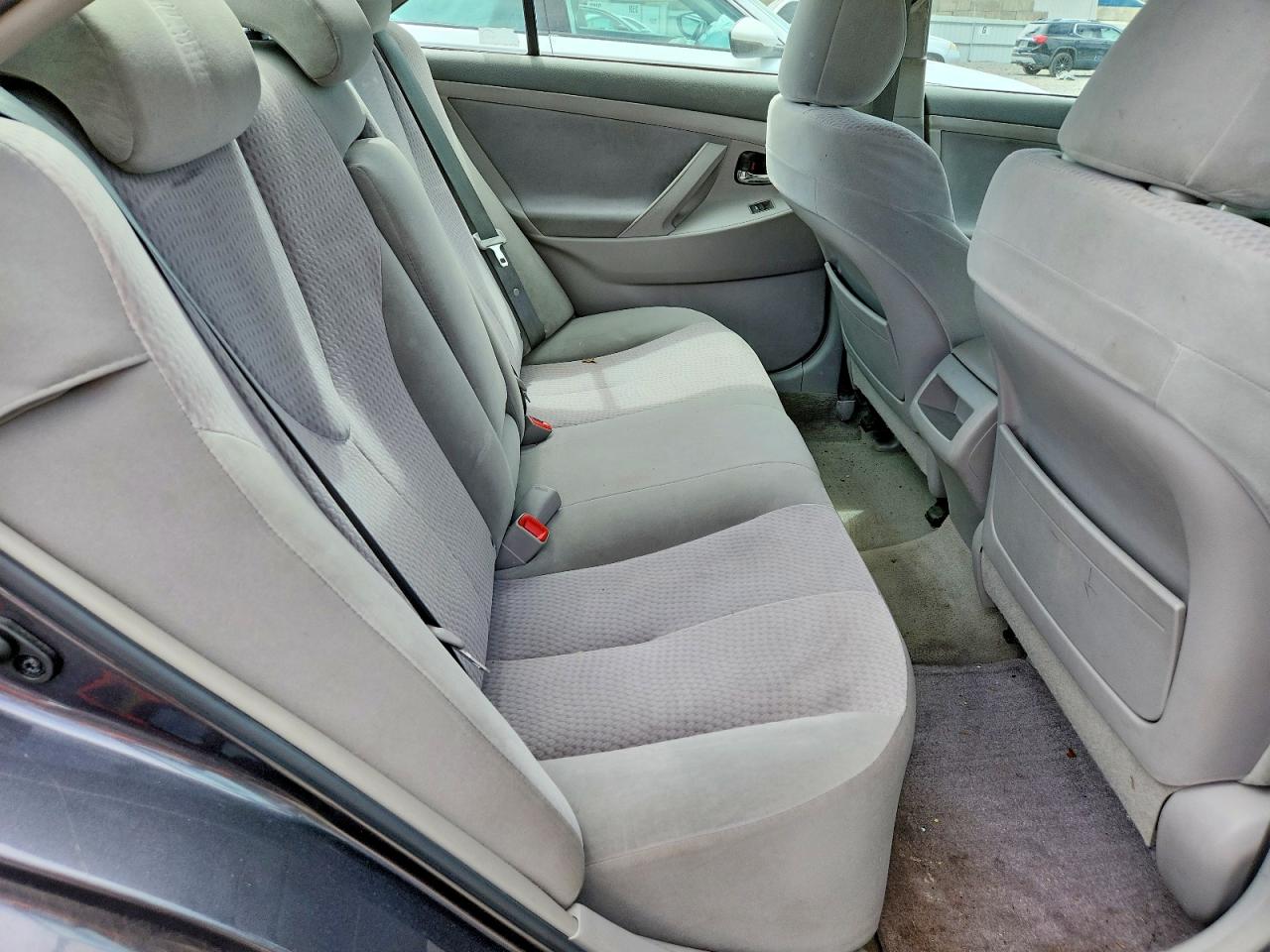 2011 Toyota Camry Le Gray vin: 4T1BF3EK7BU583712