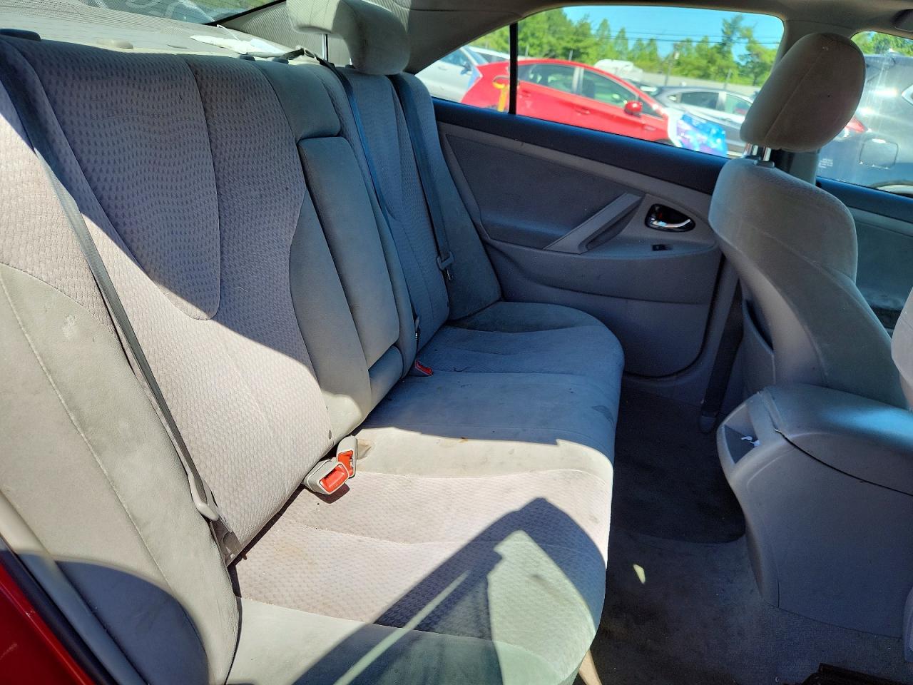 2011 Toyota Camry Le Red vin: 4T1BF3EK7BU622041