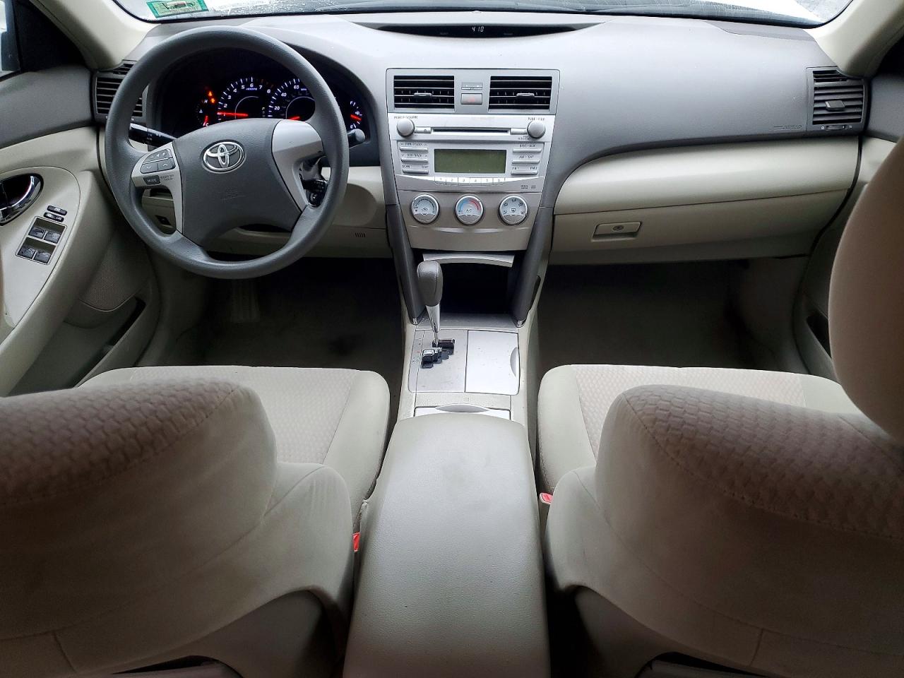 2011 Toyota Camry Le White vin: 4T1BF3EK7BU622881