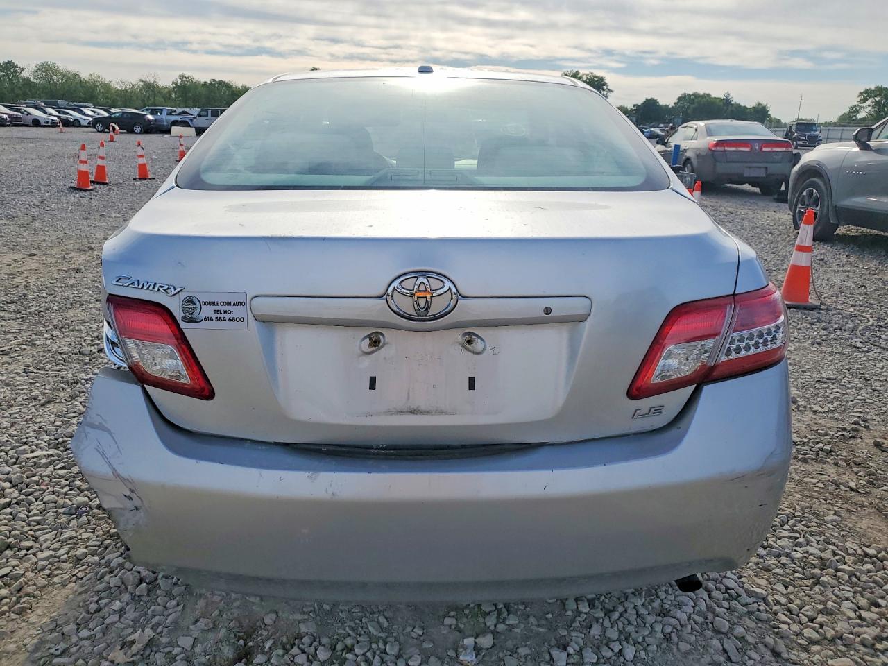 2011 Toyota Camry Le Серебряный vin: 4T1BF3EK7BU626039